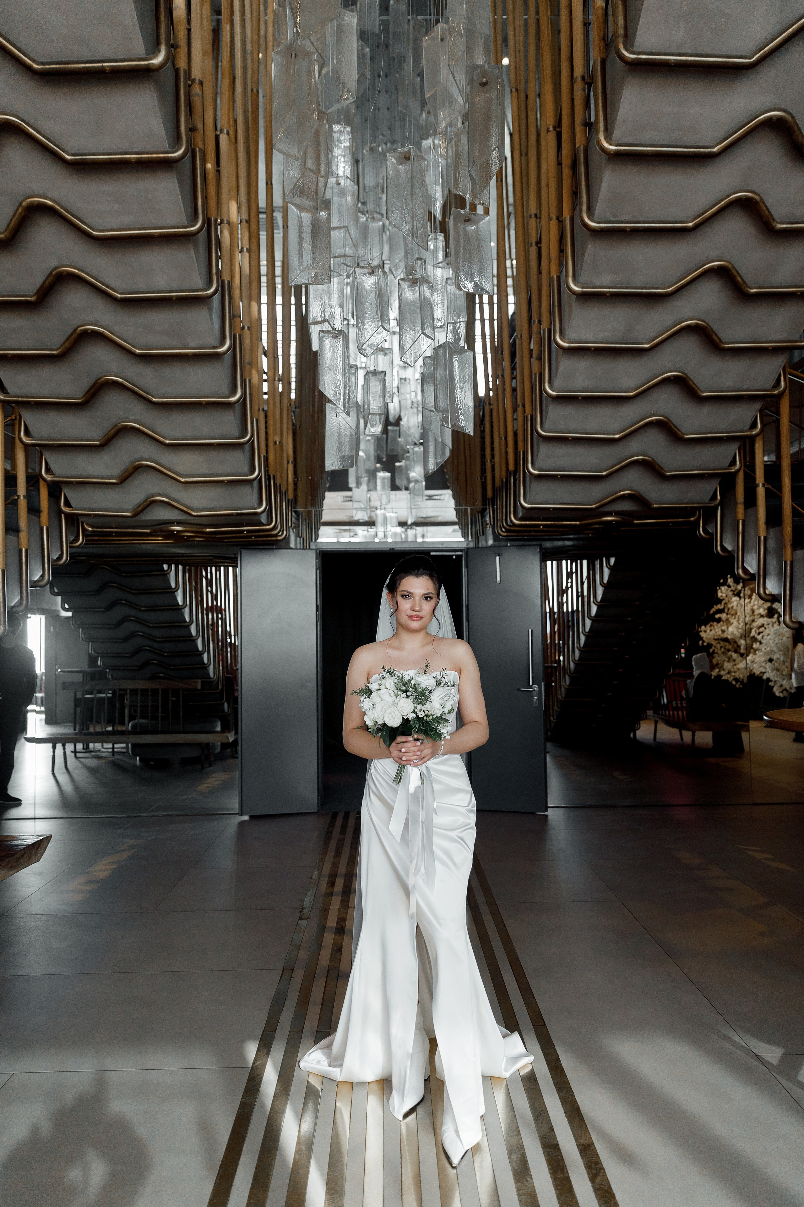 Паша&Настя (роспись Москва-сити Birds). Фотограф в Москве Юлия Хамзина