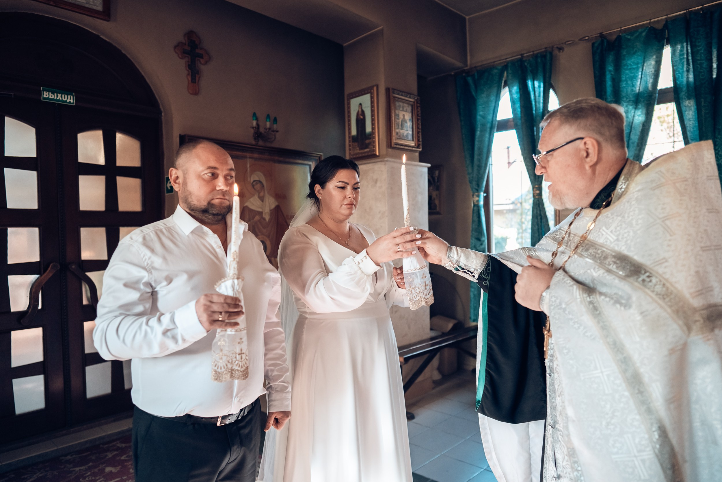 Венчание в храме Прп. Сергия Радонежского с. Орлиное. Церковный фотограф Севастополь