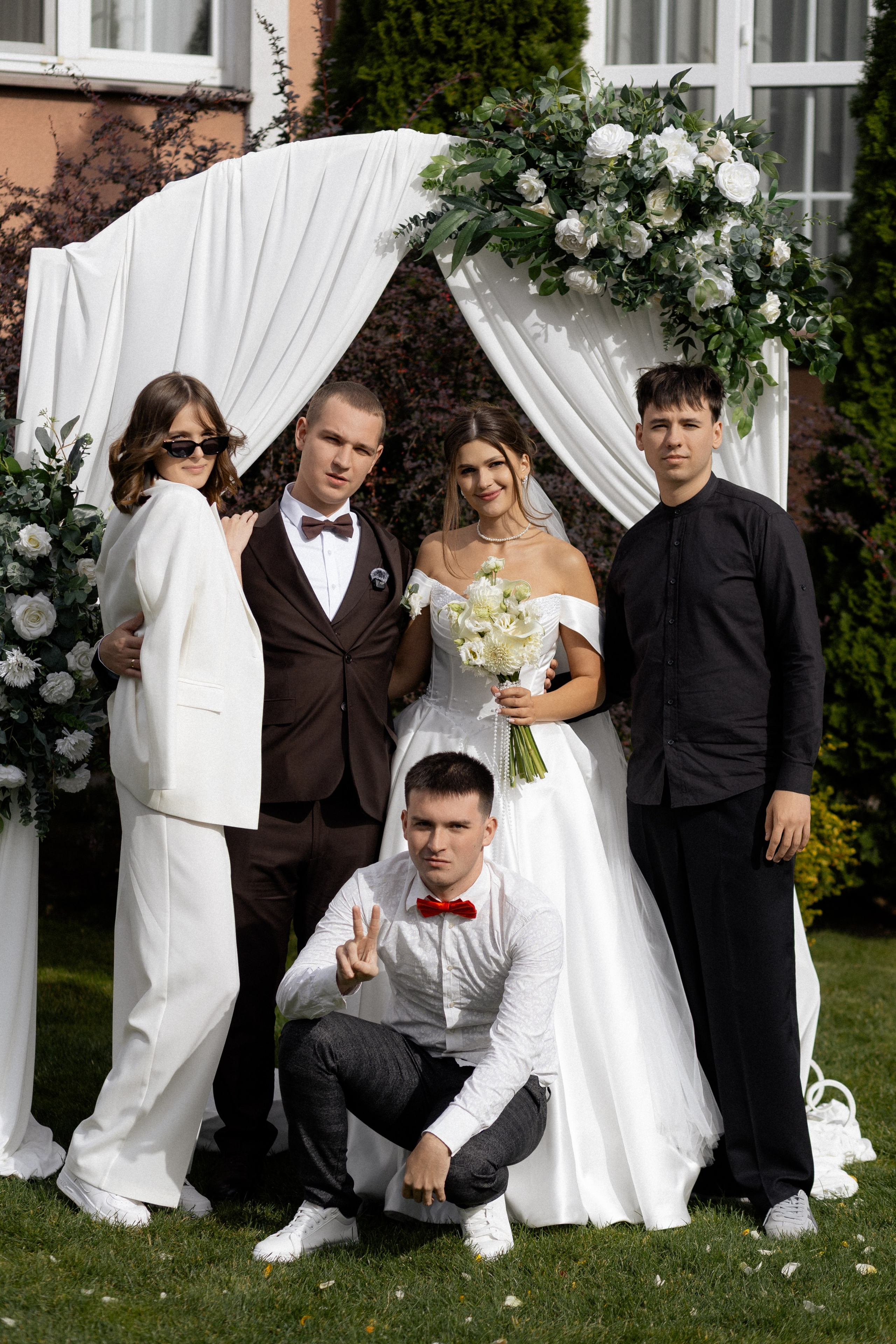 Свадебная фотосессия Анастасии и Игоря в Усадьбе Легенда. Свадебный фотограф в Минске/Беларуси Сергей Спиридонов