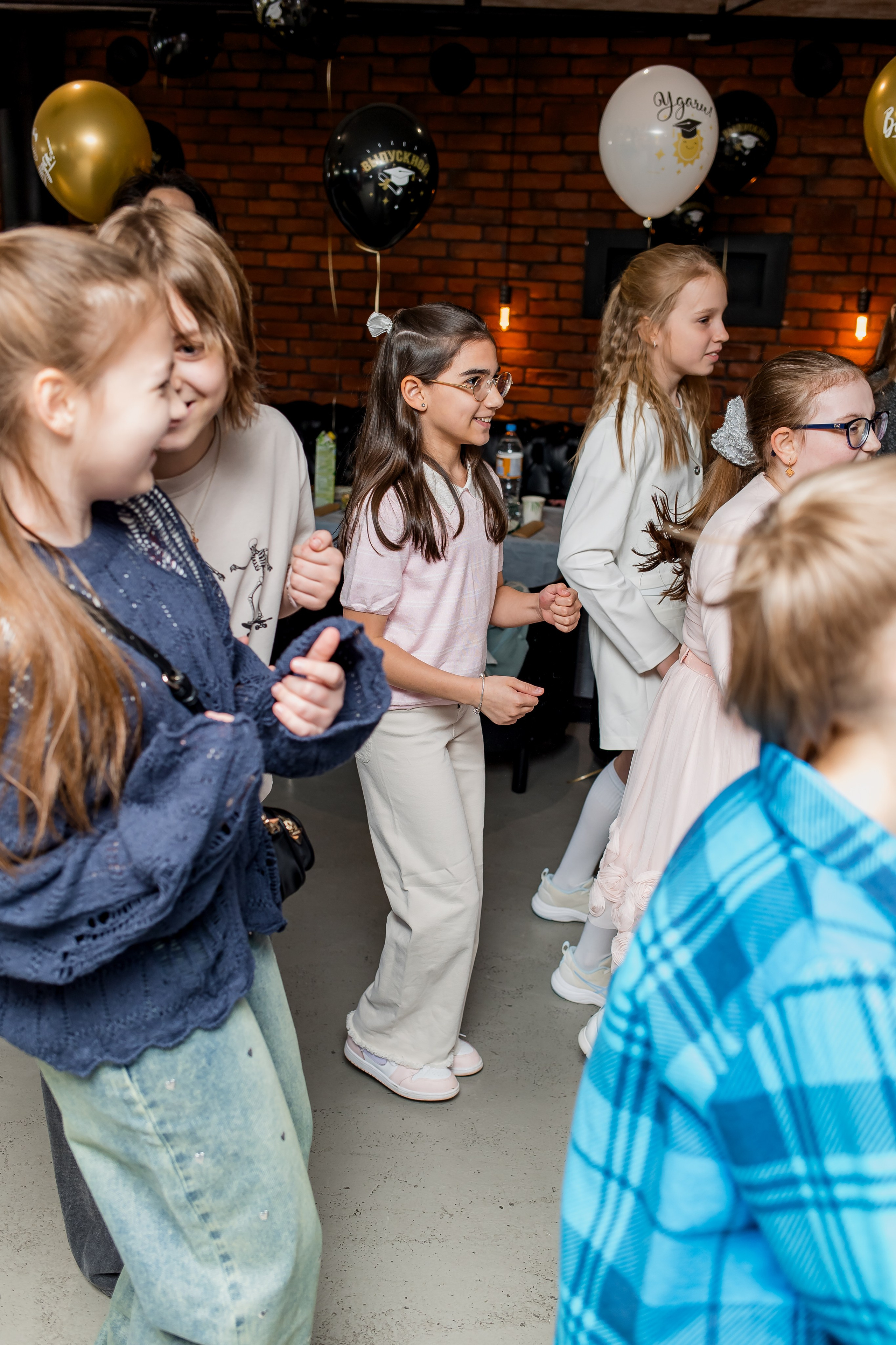 Выпускной 4 класс. Фотограф в Москве Авдеева Мария