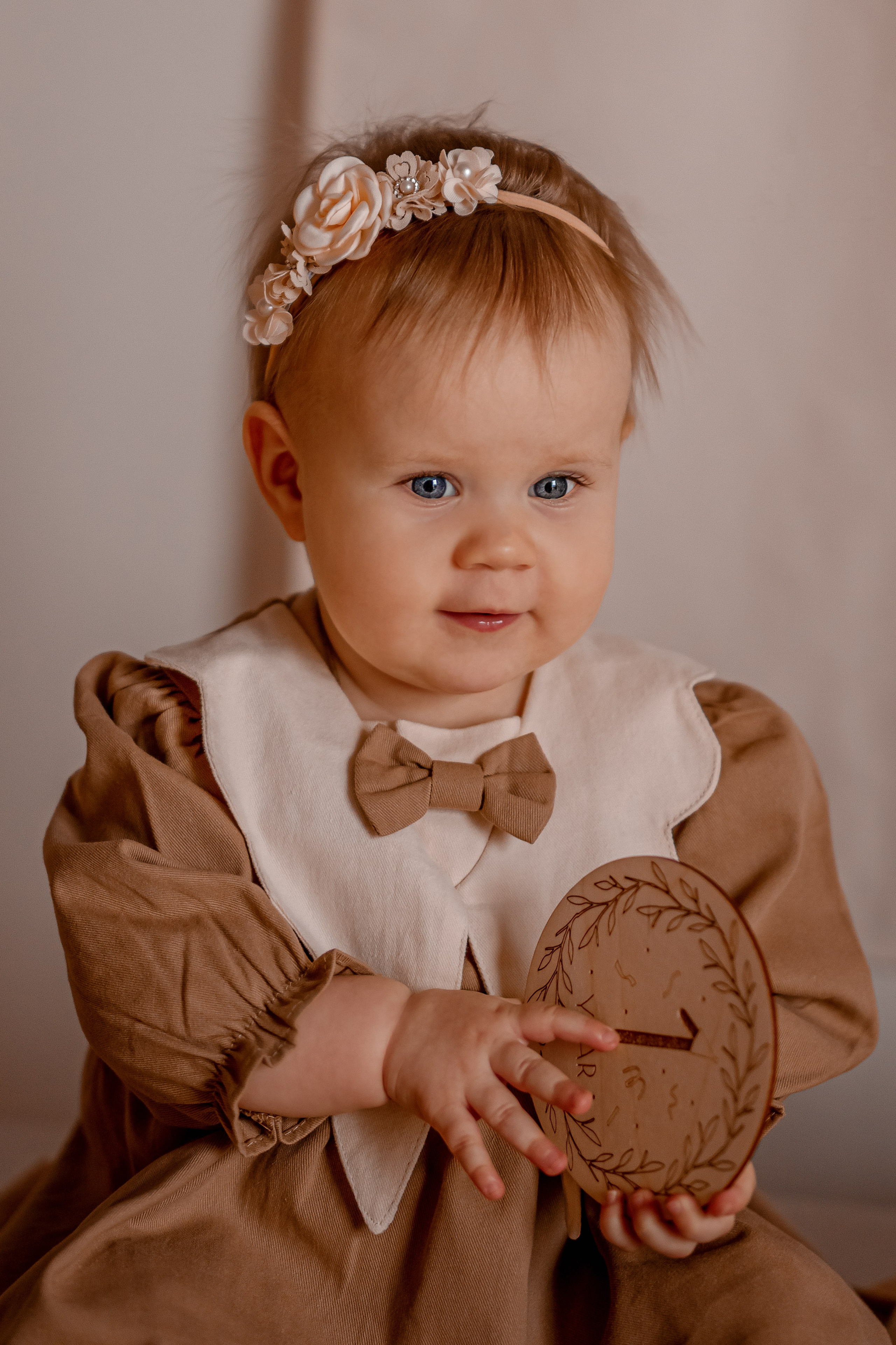 Катюше 1 годик. Фотограф Таинств Крещения и Венчания в г. Курске