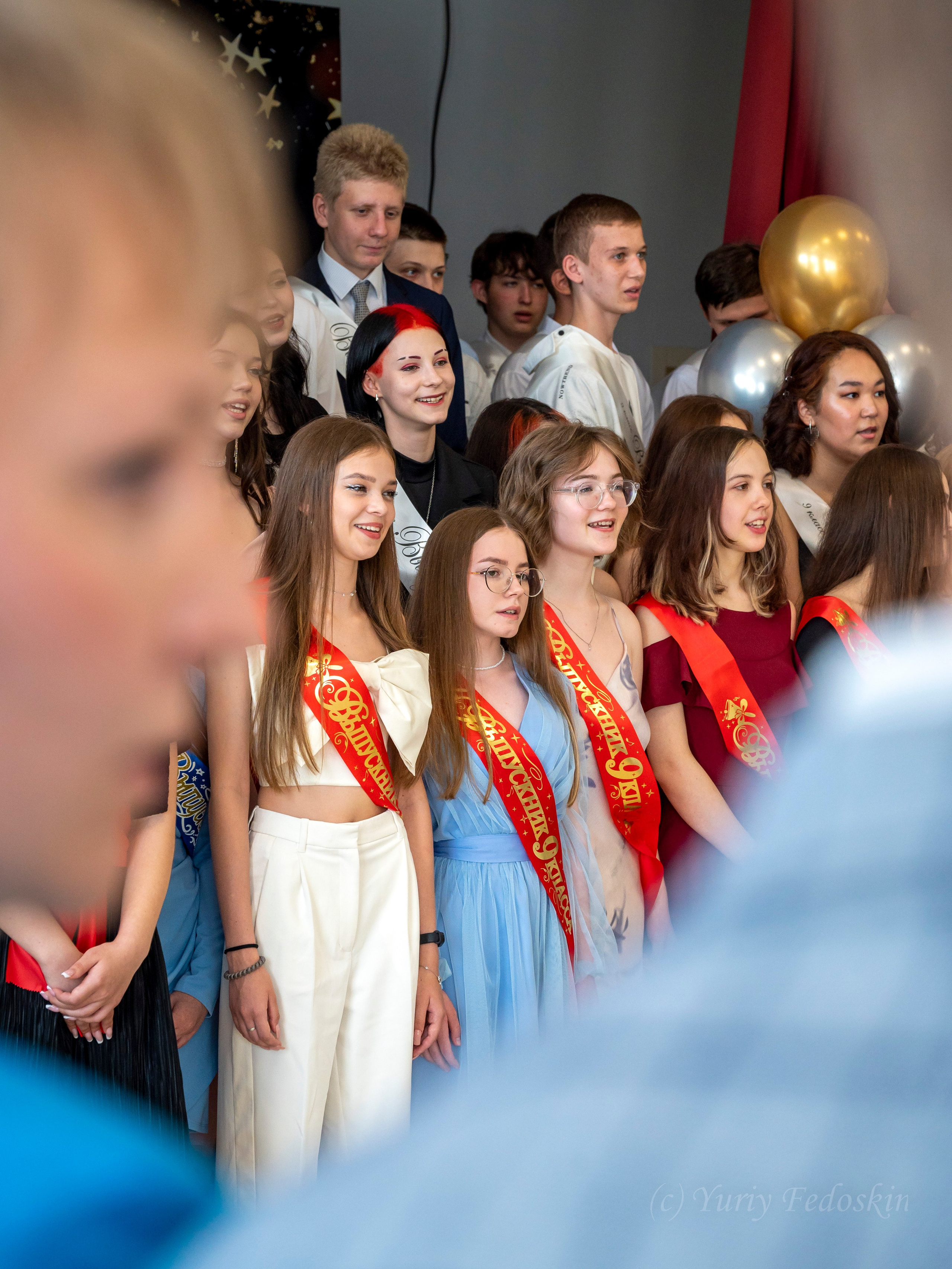 Репортаж о выпускном 9 классов в школе № 7 города Королёва, 26.06.24г. Профессиональный фотограф интерьеров в Москве Юрий Федоскин