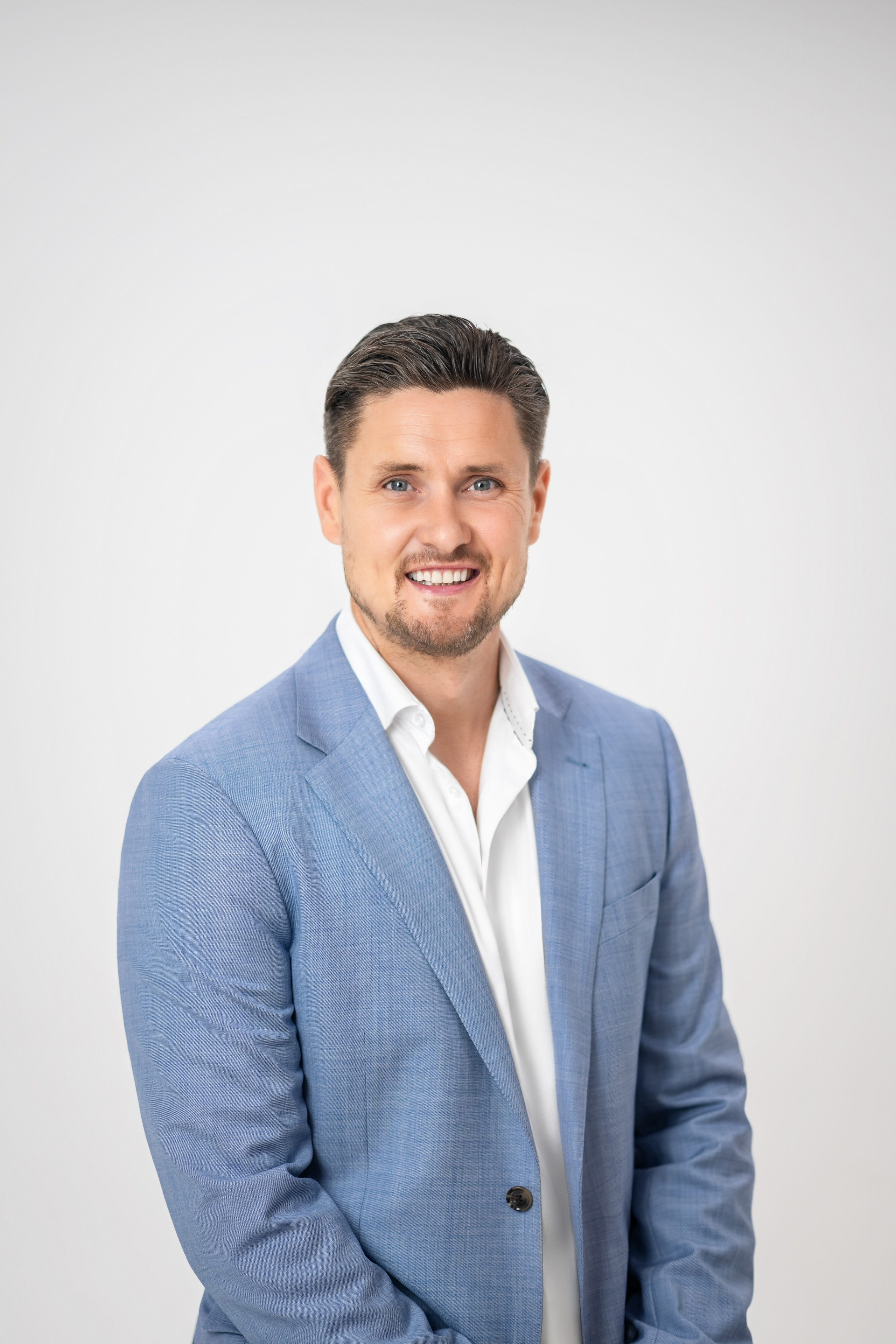 Headshot. Retusher Maryia Buhai