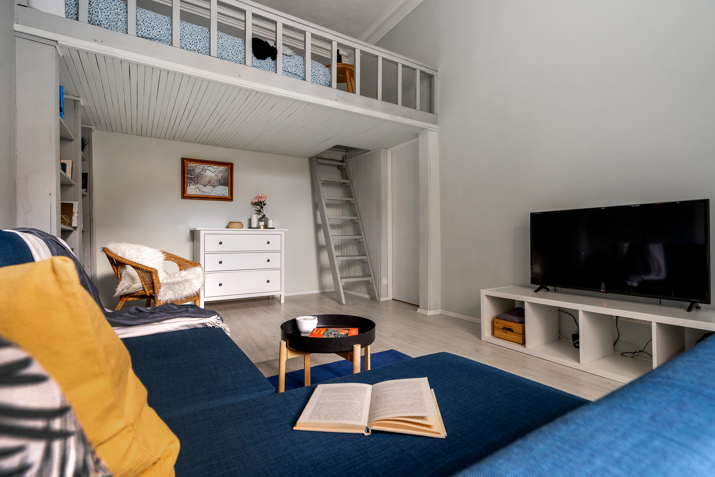 Предпродажная подготовка и фотосессия квартиры на Чайковского