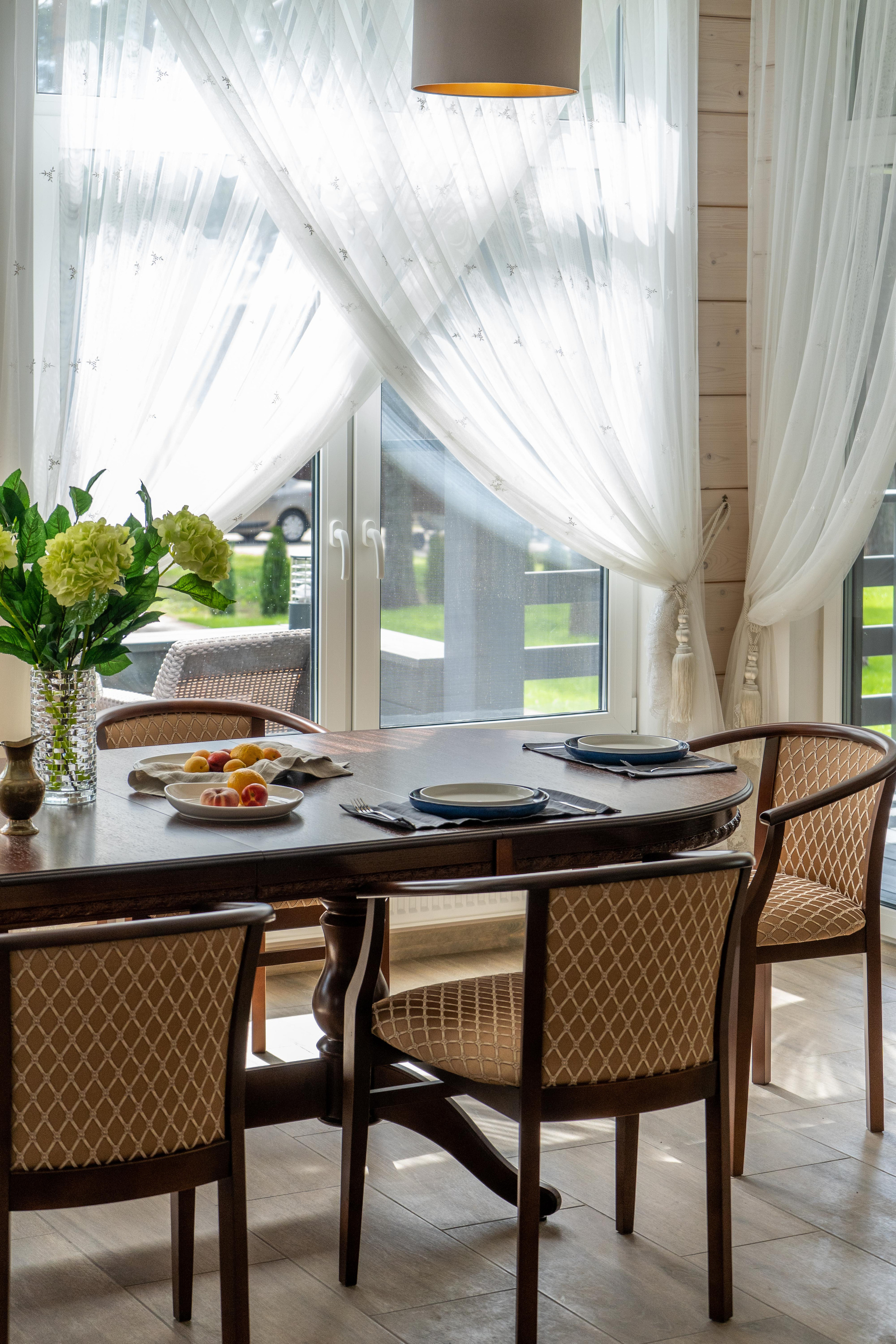 Хоумстейджинг загородного дома в поселке Золотые Пески