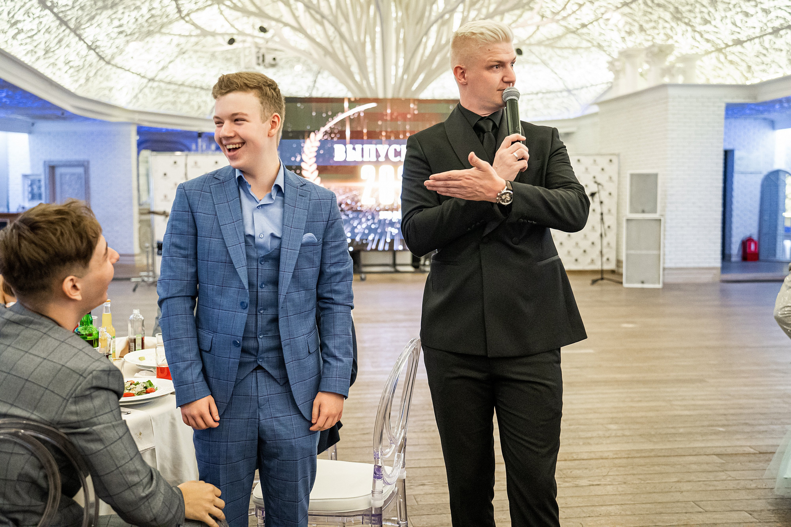 Выпускной 101 школа | Артист. Фотограф в Воронеже Ольга Космодемьянская