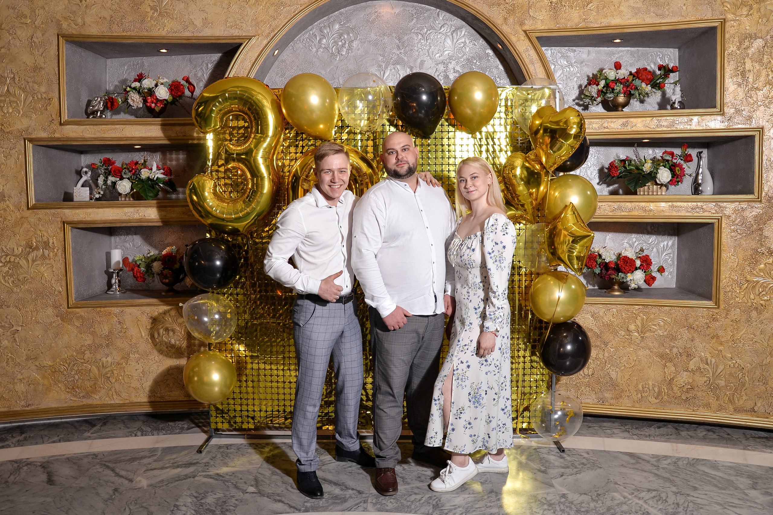 ДР Александр, ресторан Парадиз (в ретуши). Семейный и свадебный фотограф Галина Абакумова, фотосессии в Белгороде