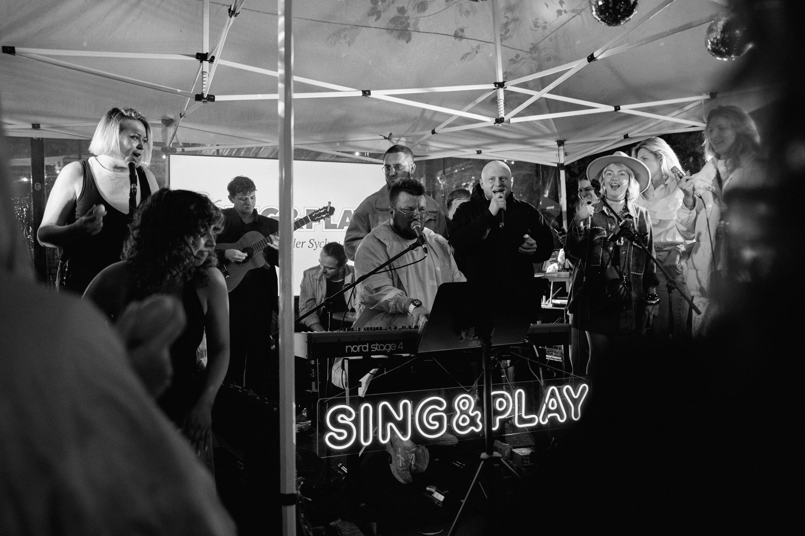 SING&PLAY. MOM I AM PHOTOMAKER
