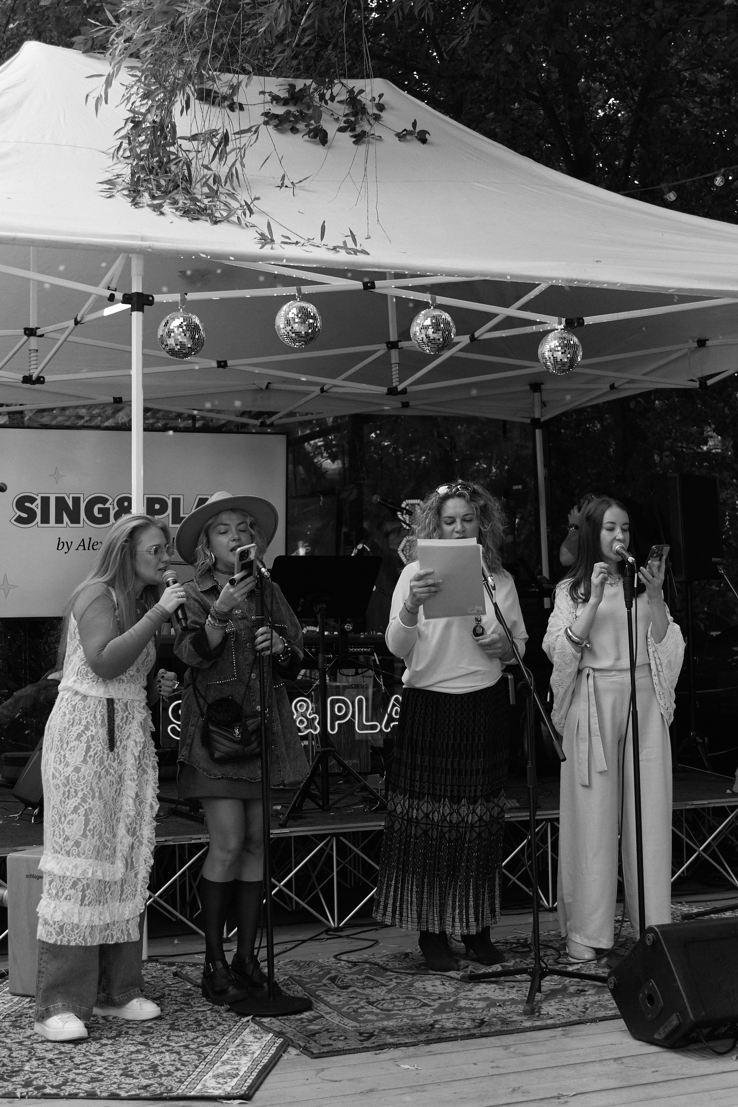 SING&PLAY. MOM I AM PHOTOMAKER
