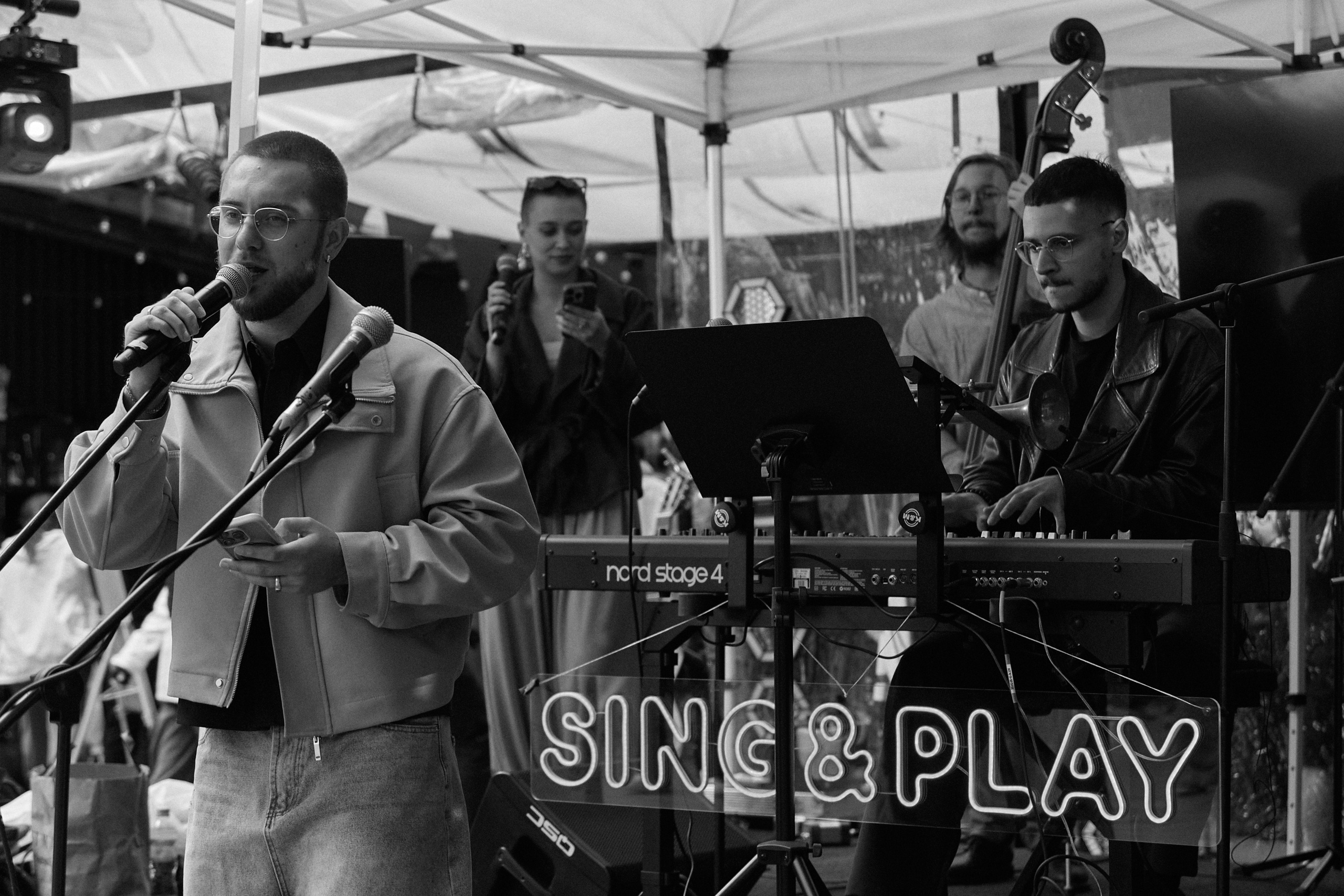 SING&PLAY. MOM I AM PHOTOMAKER