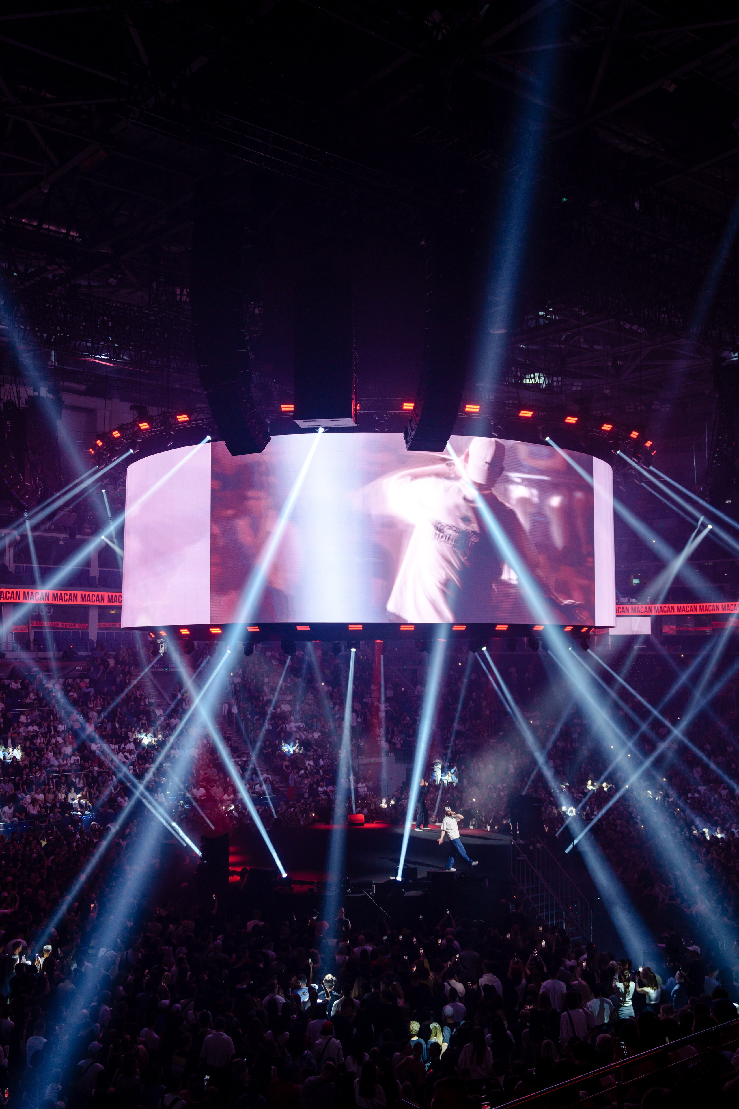 Фотограф на концерте TYGA в Москве. Репортажный фотограф Москва Сергей Дружинин