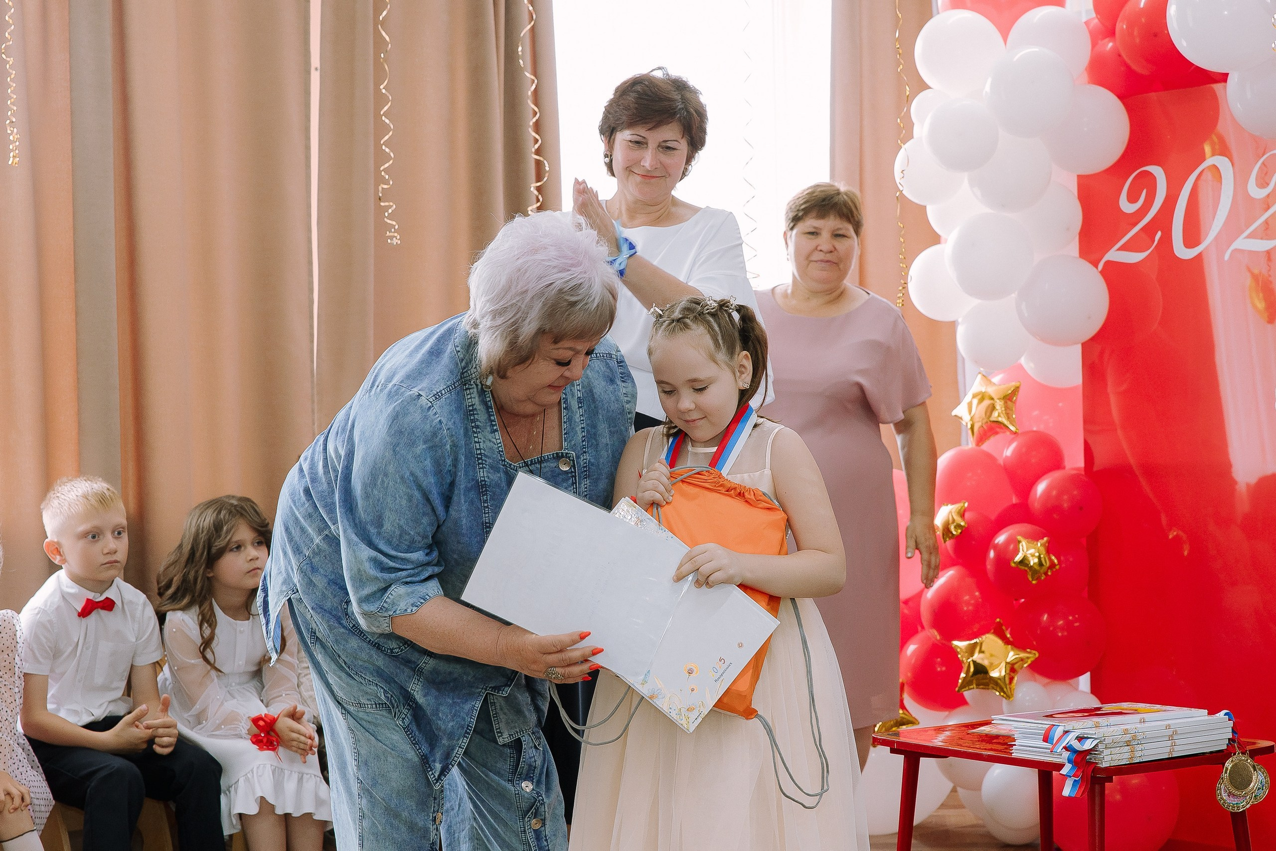 Выпускной в ДС 26. Выпускные альбомы Натальи Бутко: Новороссийск, Анапа, Геленджик