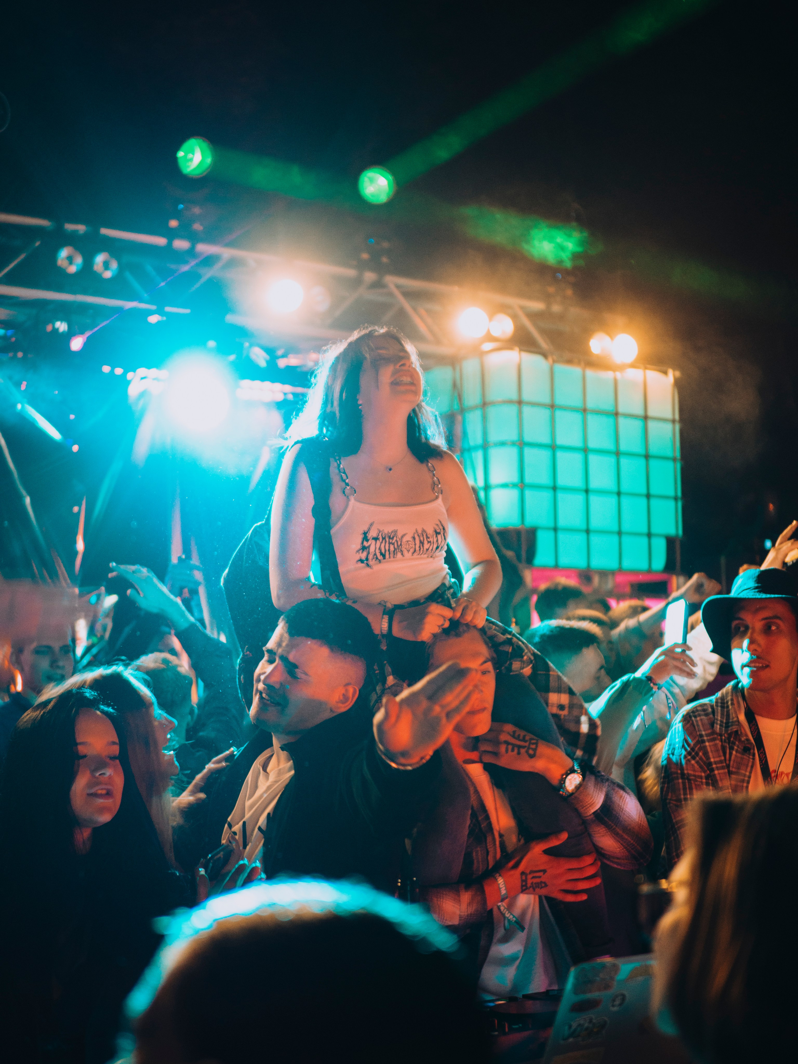 Vibe Туса. Фотограф и видеограф в Благовещенске и Санкт-Петербурге Мурыгина Мария