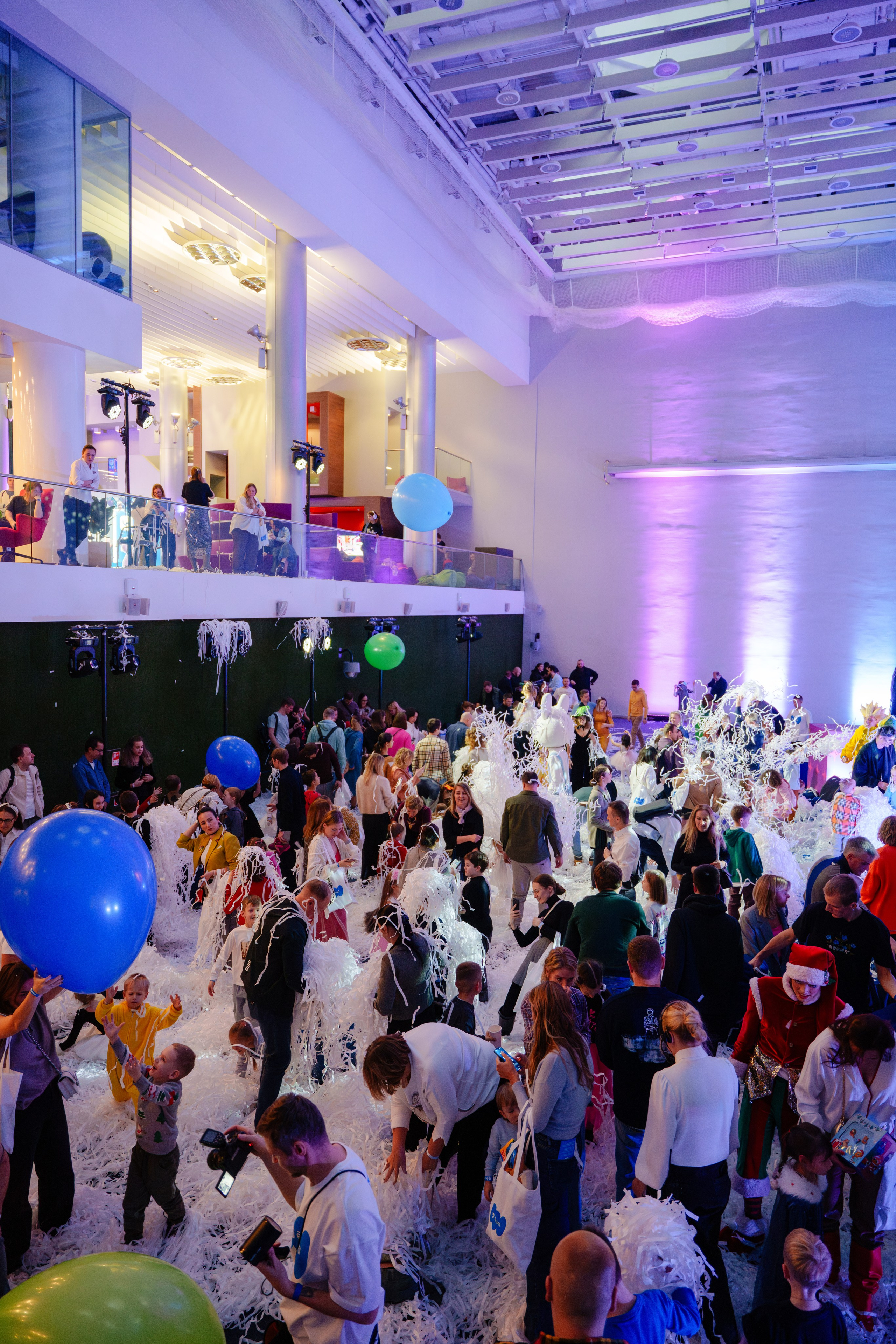 Репортажный фотограф VK Елка. Репортажный фотограф Москва Сергей Дружинин