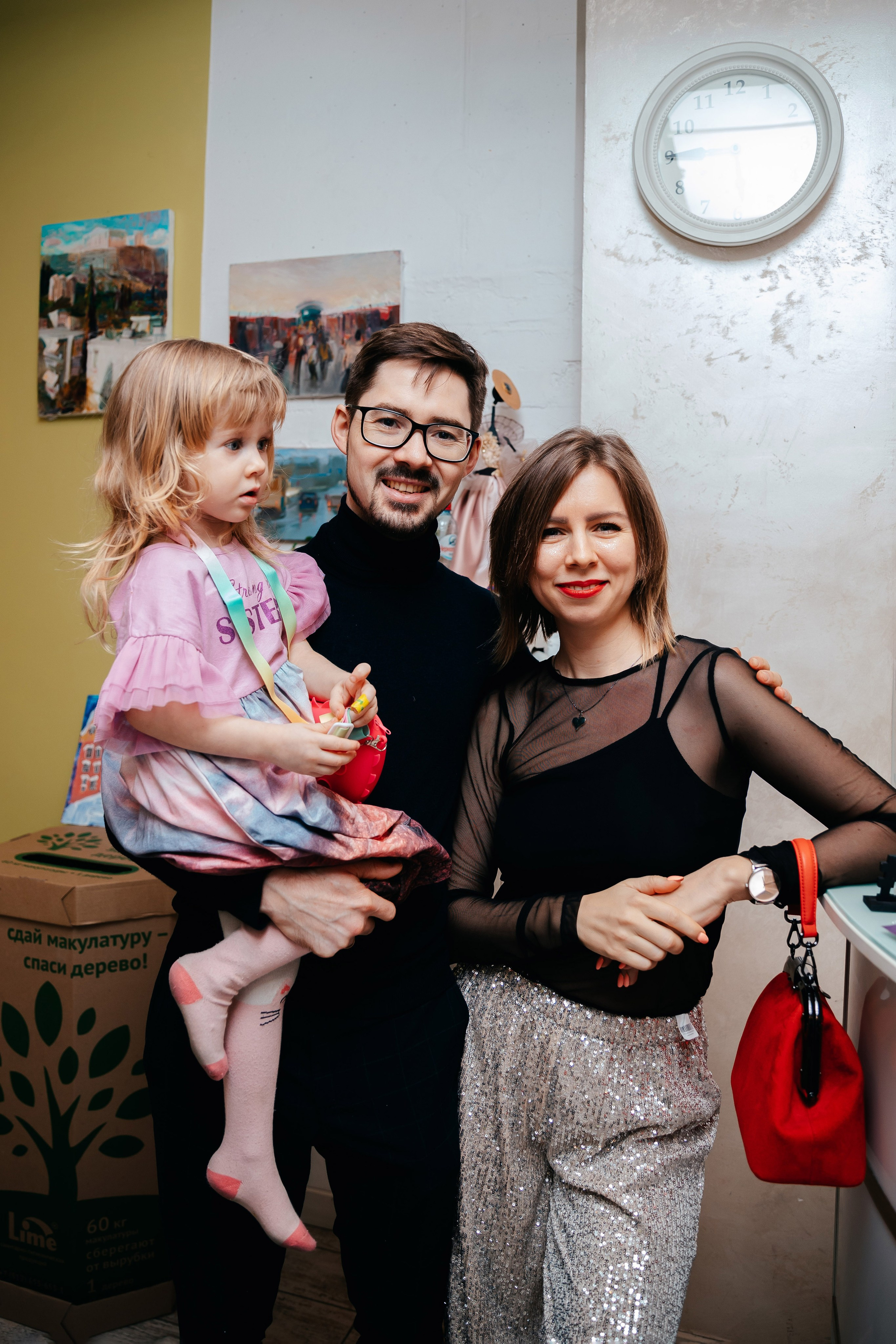 Новогодний утренник в Монтессори-школе. Семейный lifestyle фотограф в Санкт-Петербурге Людмила Пахомова