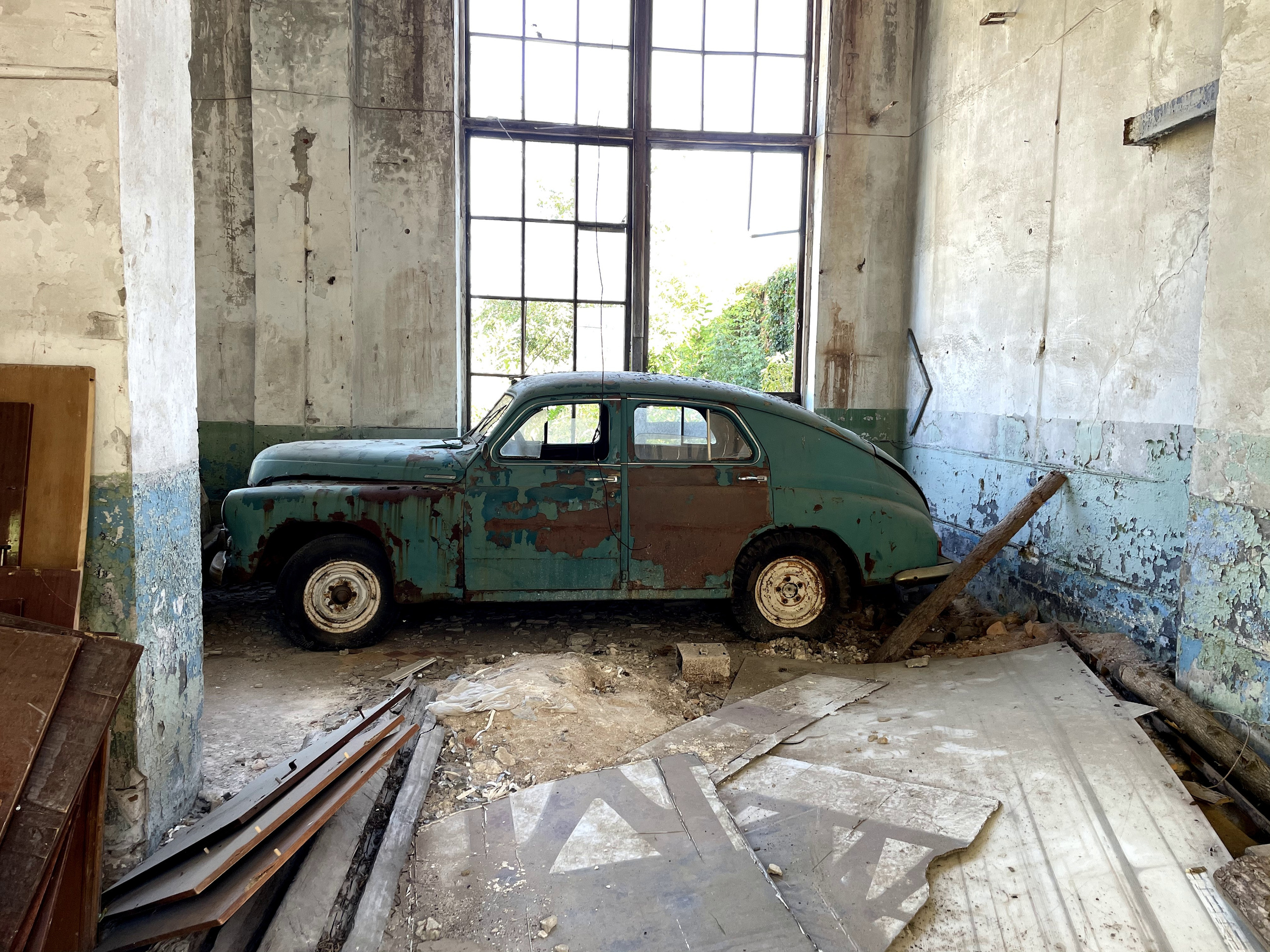 40 013 Победа в здании. ВИЗУАЛЬНЫЕ И ЗВУКОВЫЕ РЕШЕНИЯ ДЛЯ БИЗНЕСА И СЪЁМОК ТЕЛЕТЕЛА