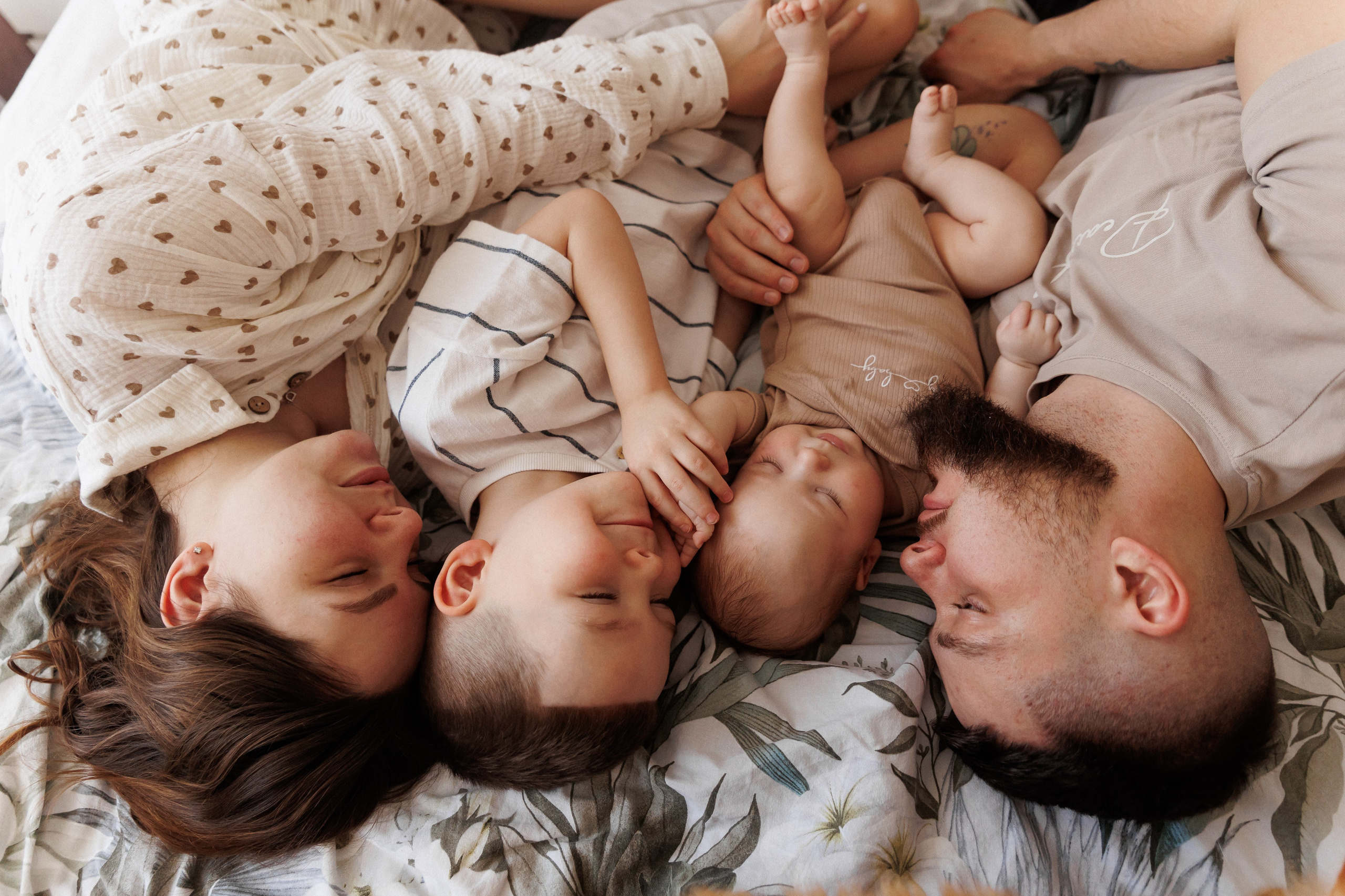 Дружная семья. Семейный фотограф Тюмень Ксения Дереглазова