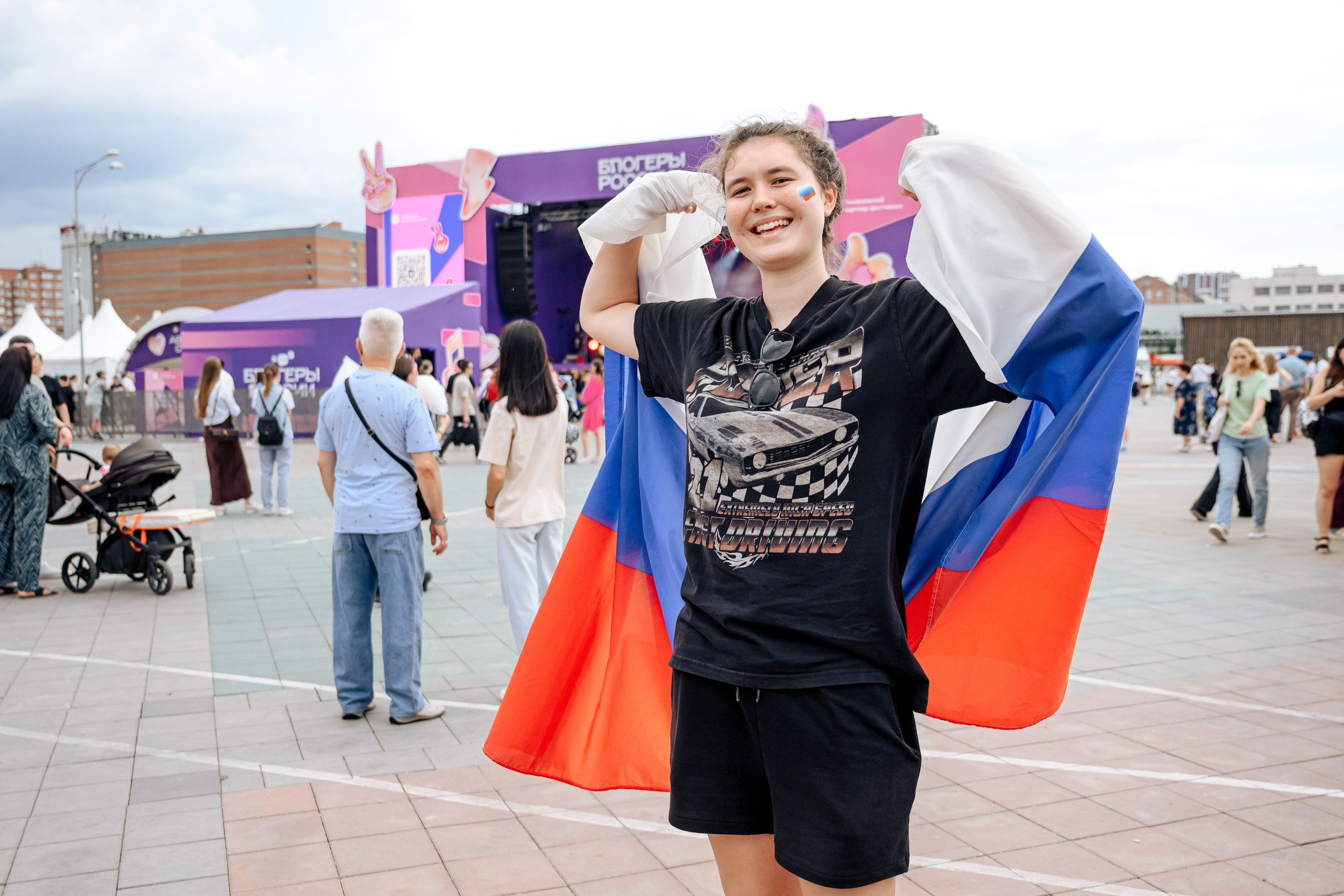 БЛОГЕРЫ РОССИИ. Максим Комаров — Профессиональный фотограф