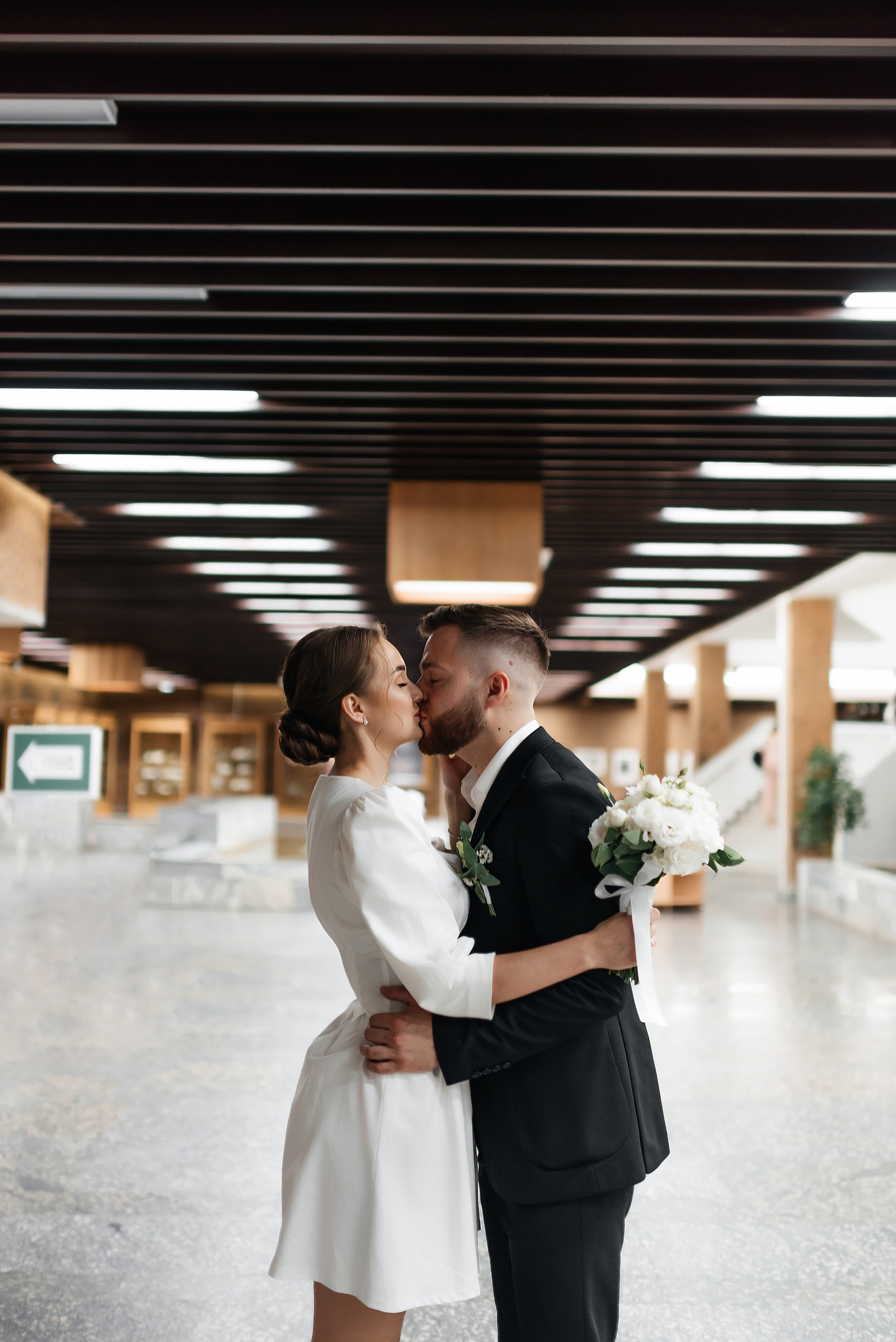 Библиотека. Свадебный фотограф Ростов-на-Дону от 4 400 руб. |Кристина Гайсенюк