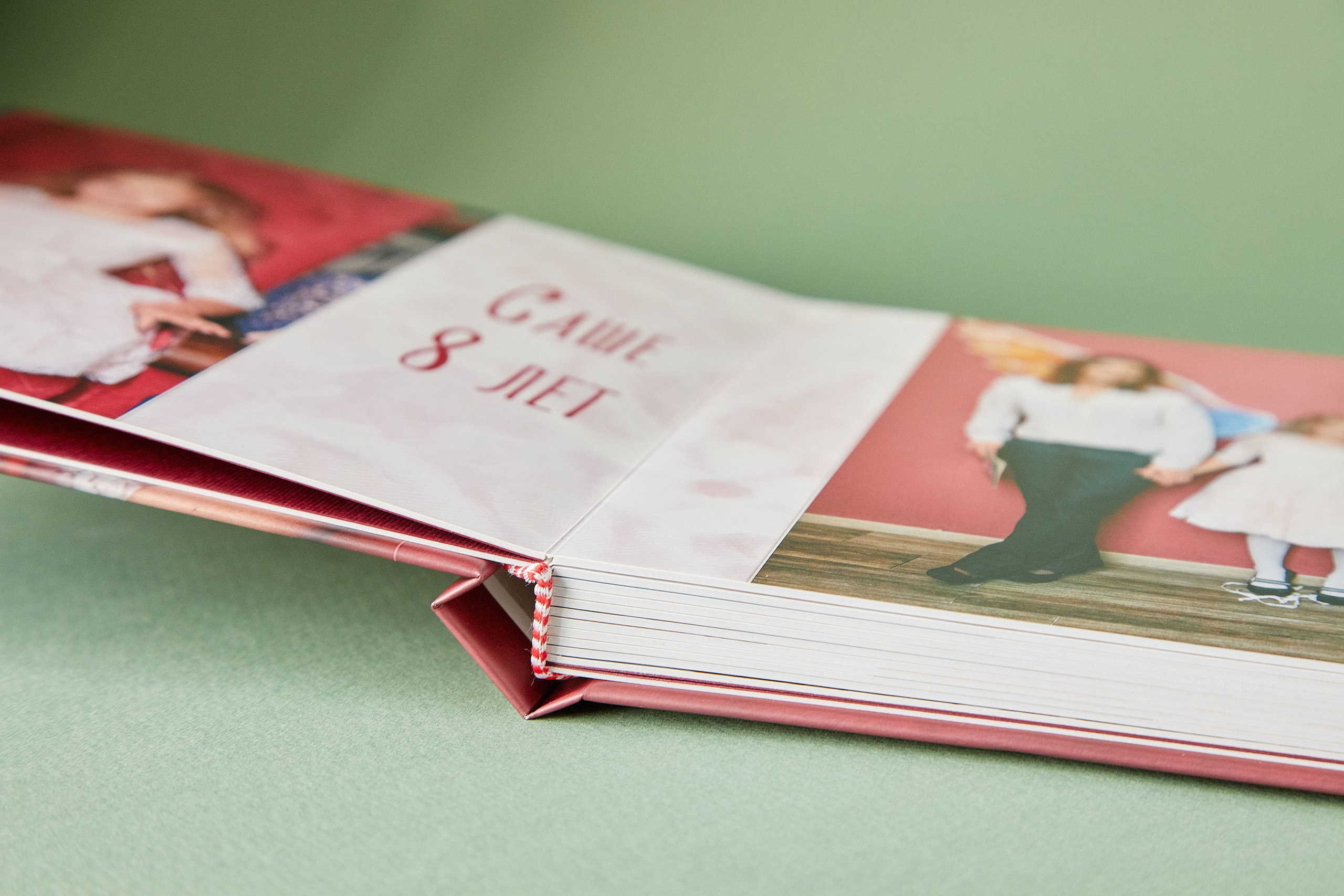 Напечатанные фотокниги. Репортажный фотограф в Москве Константин Дерягин