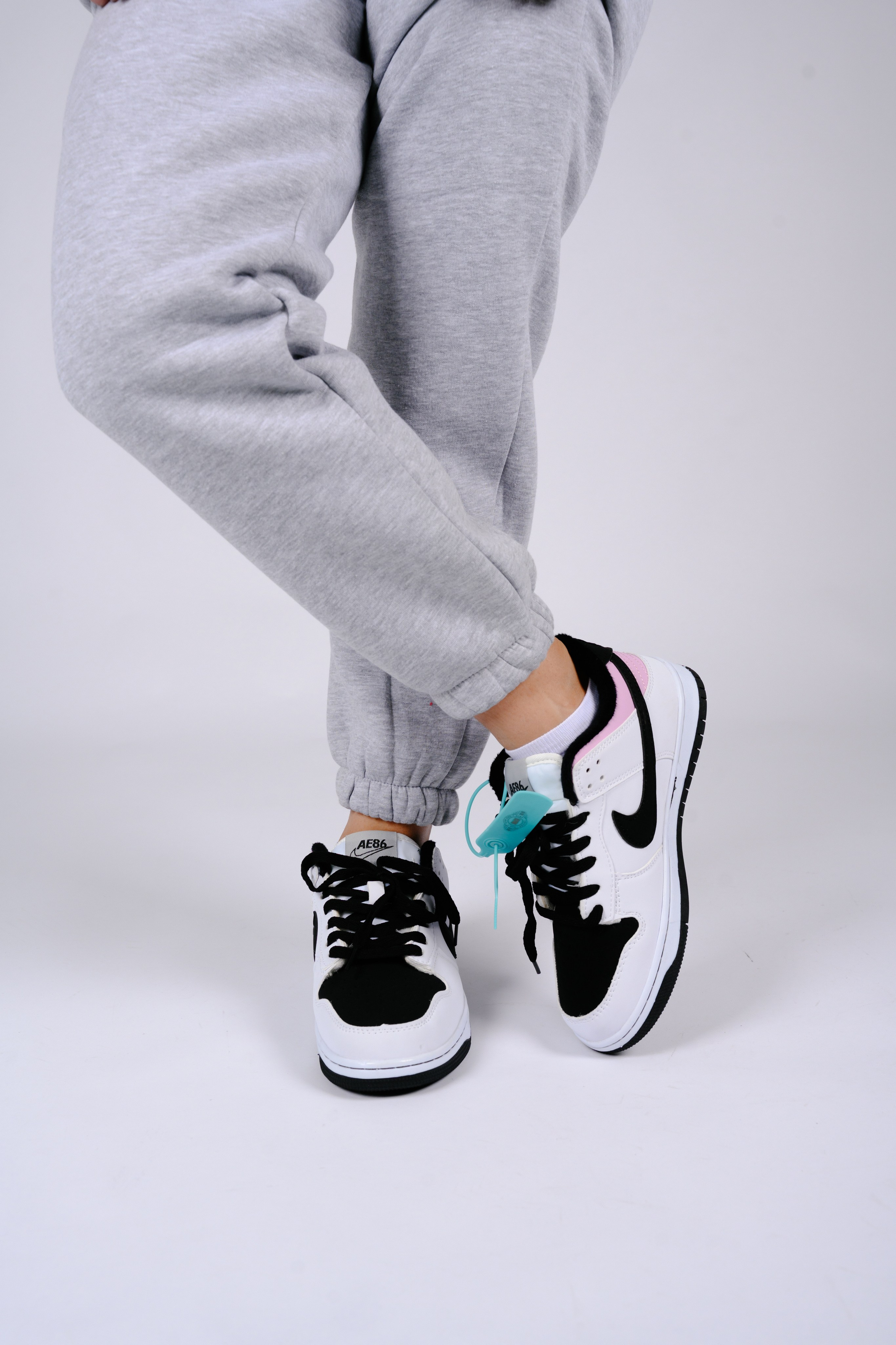 Кроссовки для wb. Фотограф в Красноярске