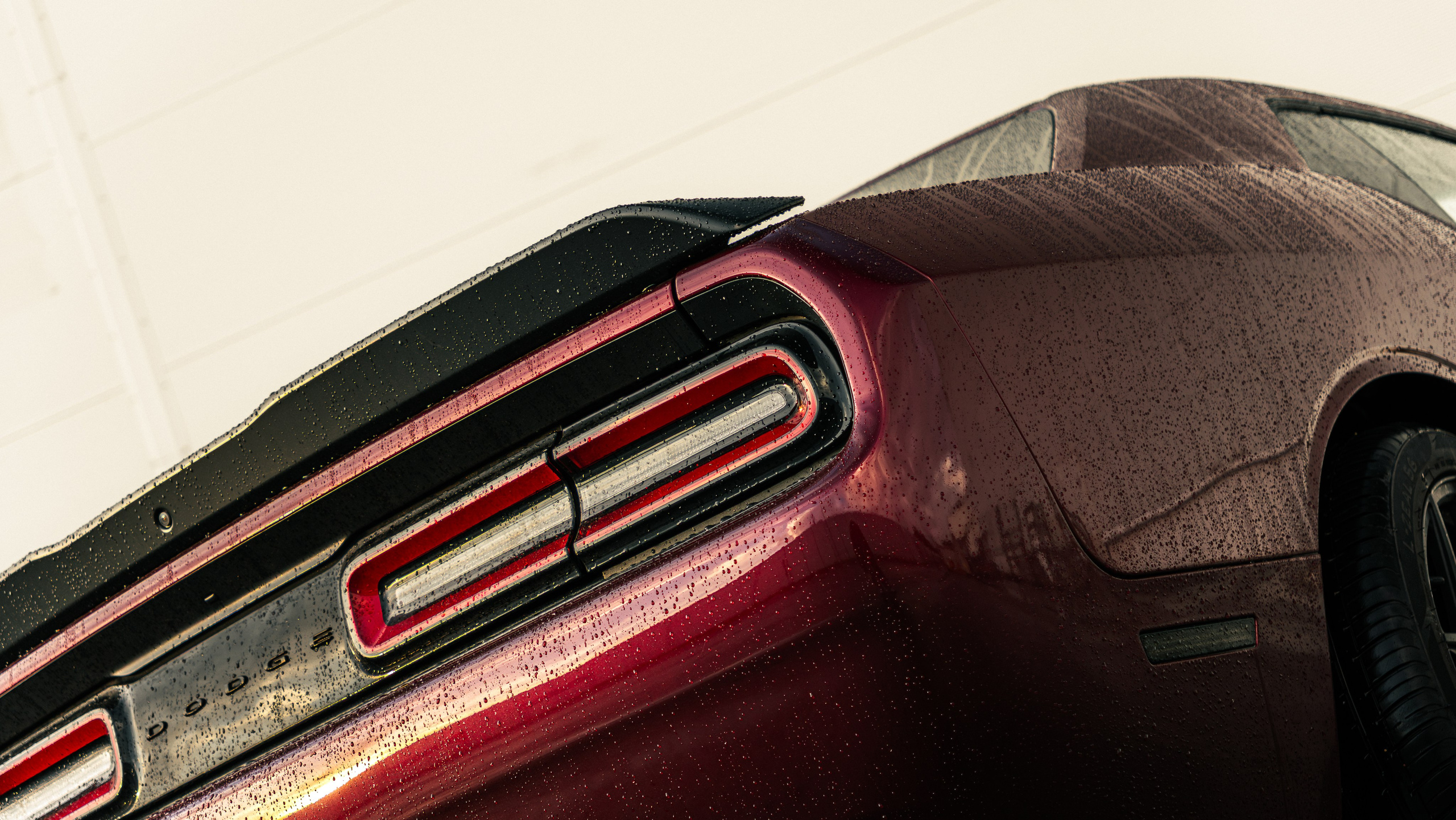 Dodge Challenger 5.7. Valya Fleks