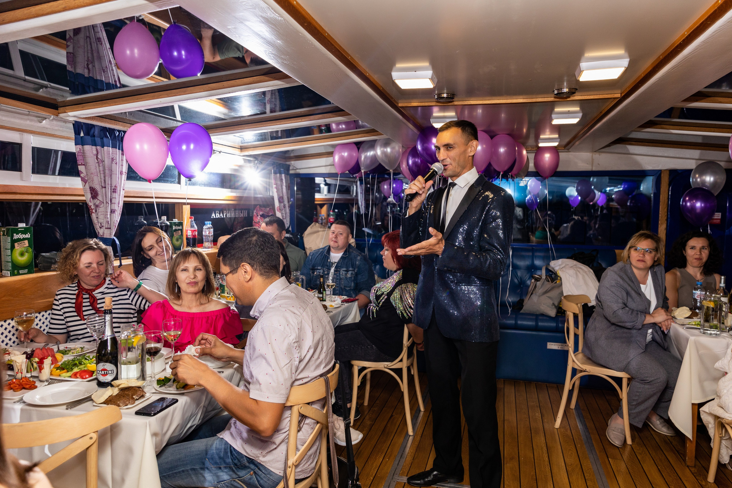 Выпускной на караблике 9 класс. Фотограф в Санкт-Петербурге Закута Ольга