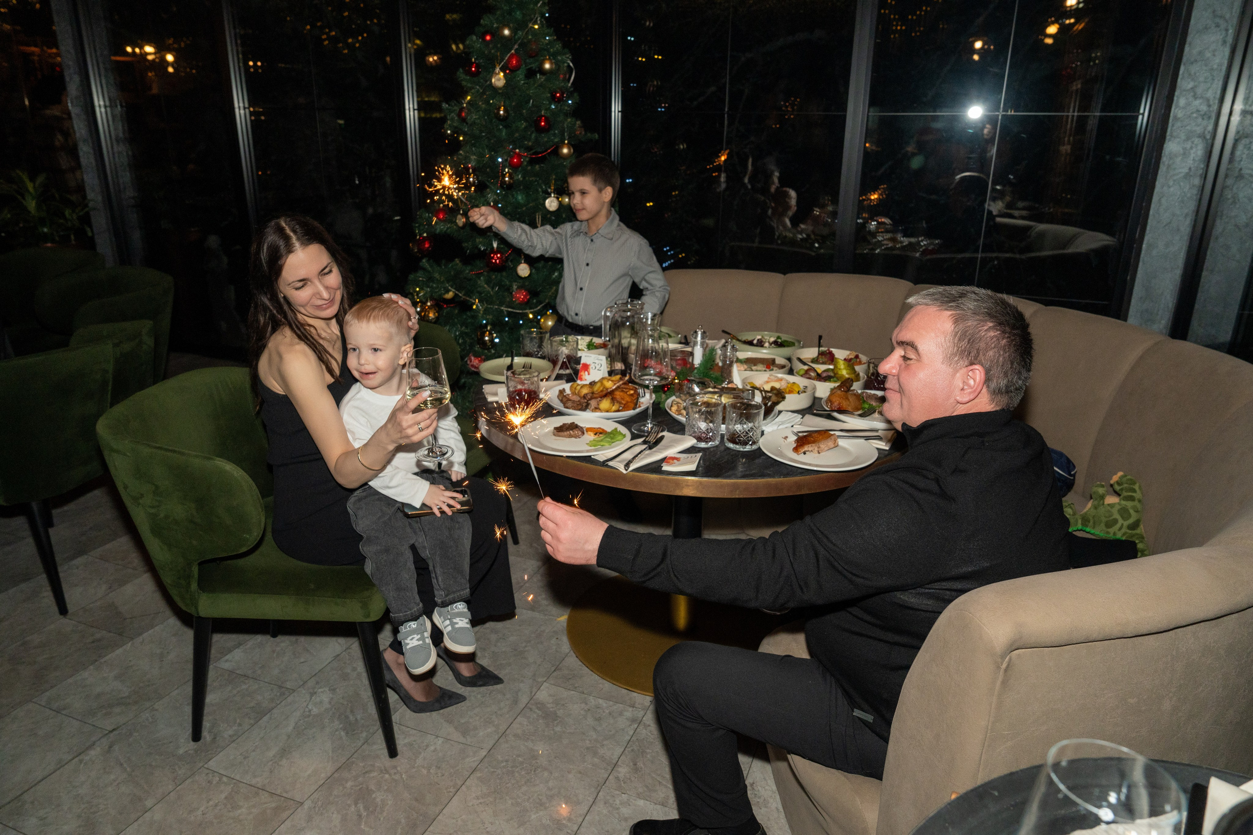 RS NYEAR2026. Репортажный фотограф в Красной Поляне и Сочи Павлюченко Екатерина