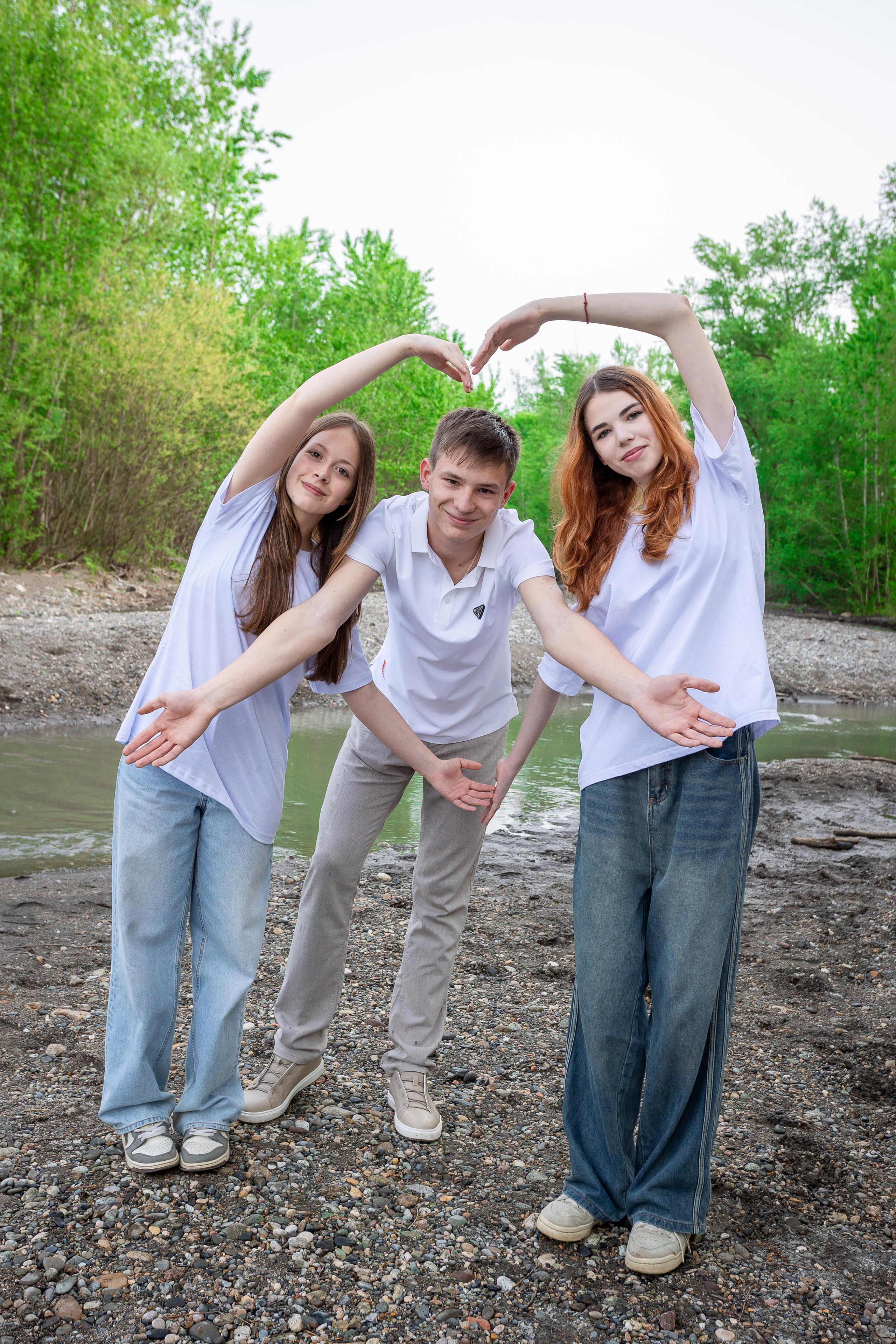 Уличная фотосессия на выпускной альбом. Выпускные альбомы Майкоп, Краснодар Елена Золотарева