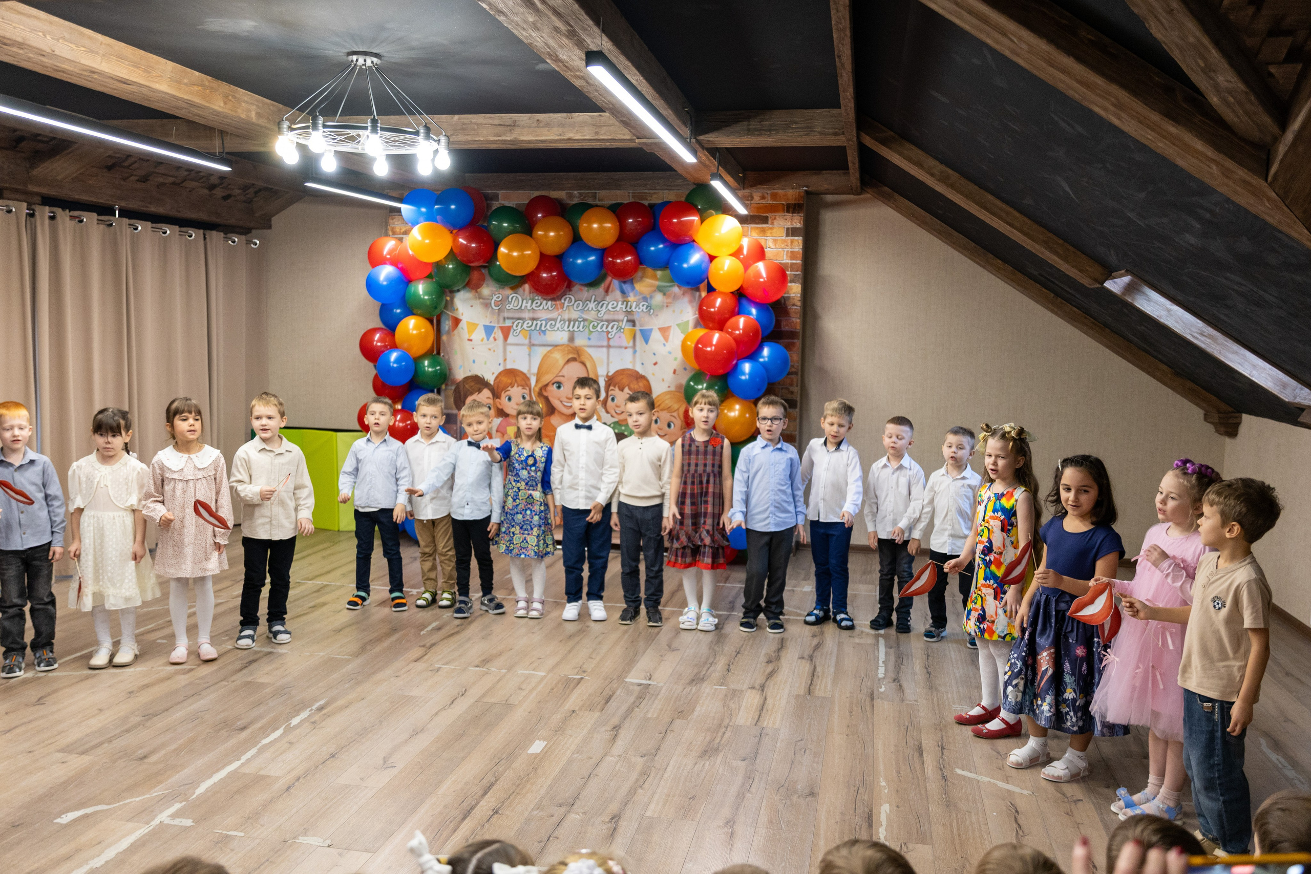 ДС «Гнездышко» и СОШ «Знайка», 8 лет. Сайт фотографа Ирины Аникановой