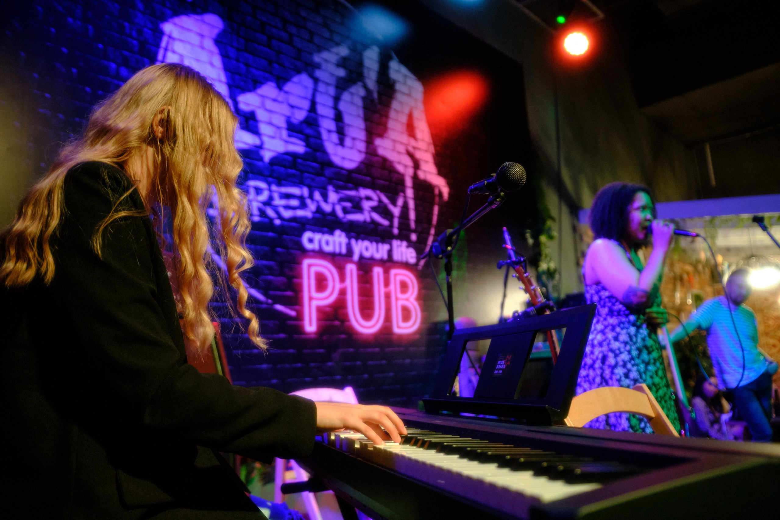 ArtaPub. Антон Ив