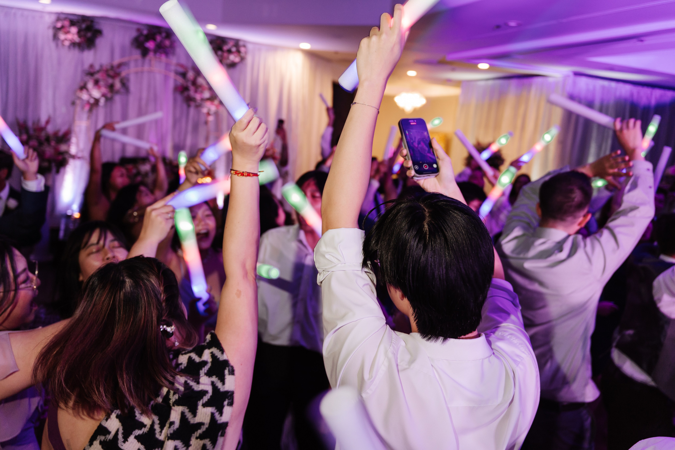 2025-08-16_AndreaChristopher. Ретушер Зенькевич Света