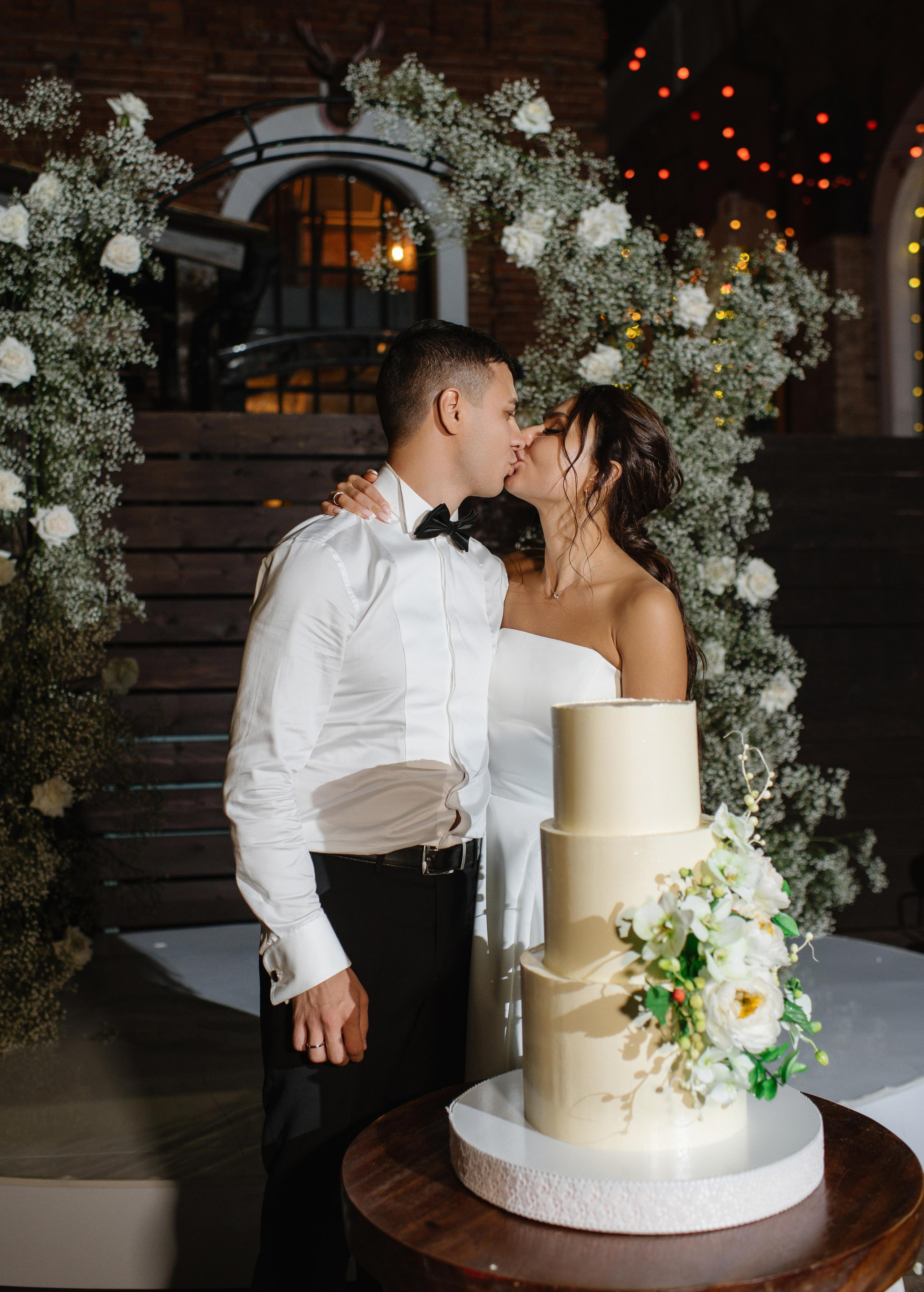 свадебный торт