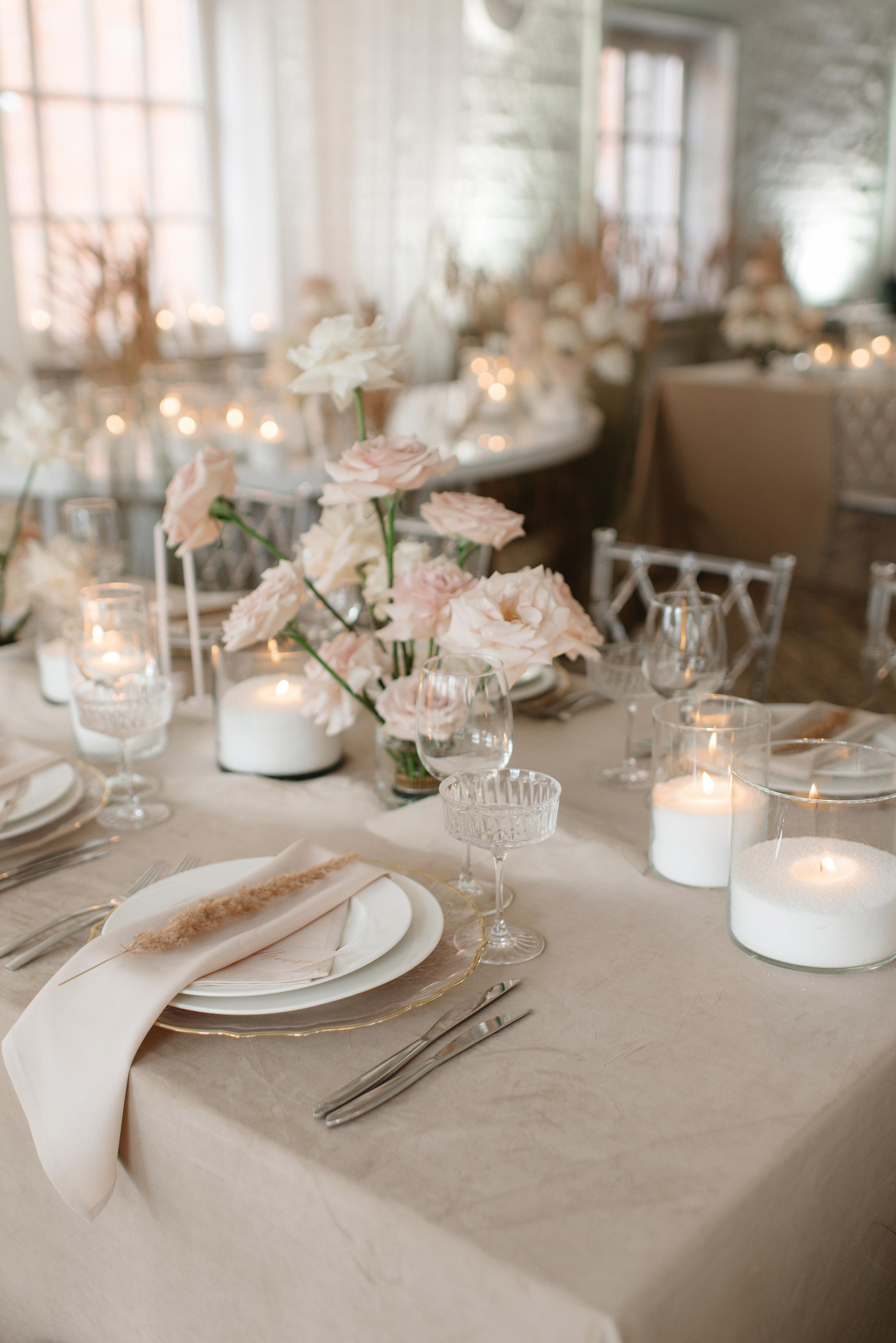 свадебный декор в нежных тонах