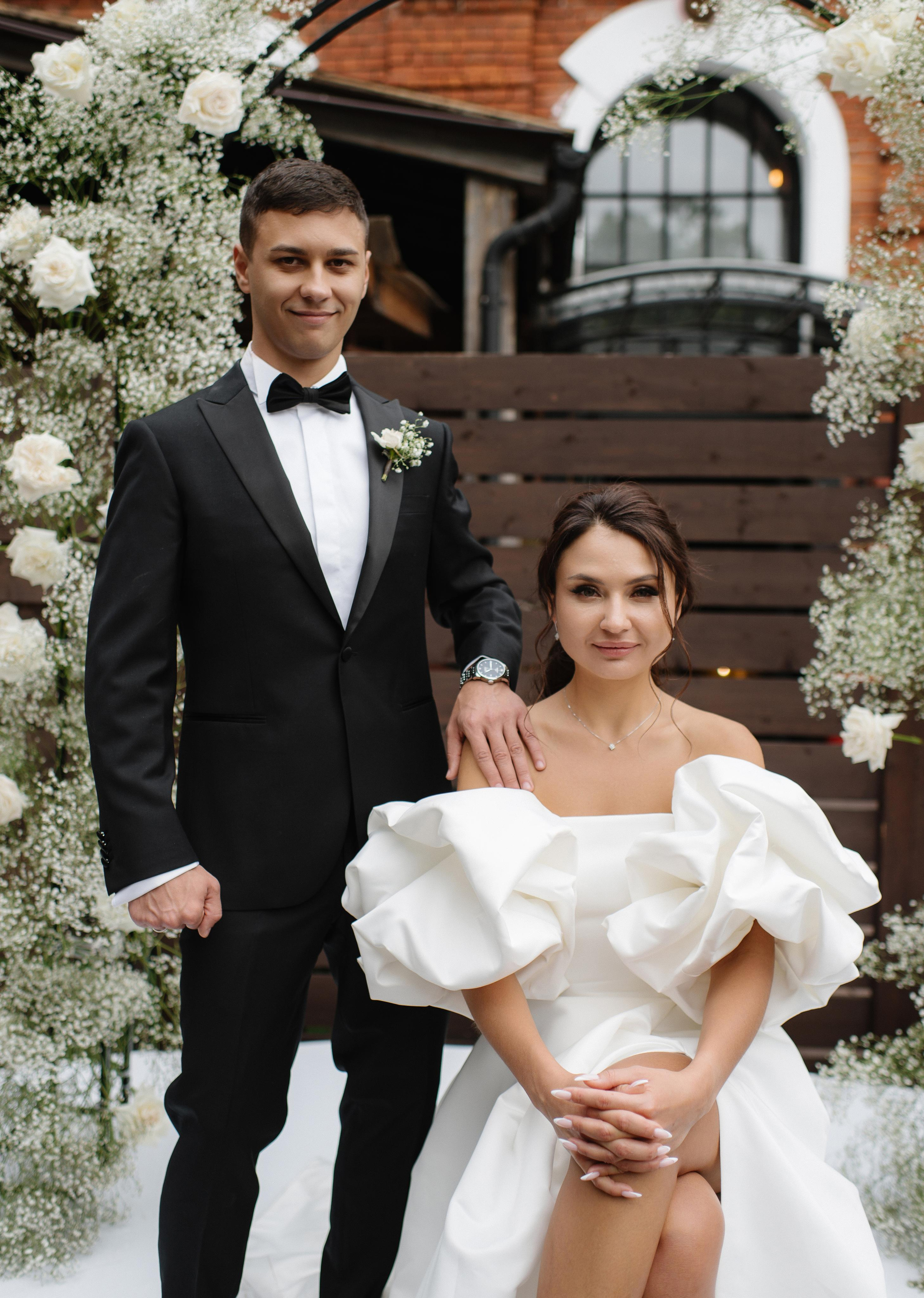 свадебный дресс код черный цвет