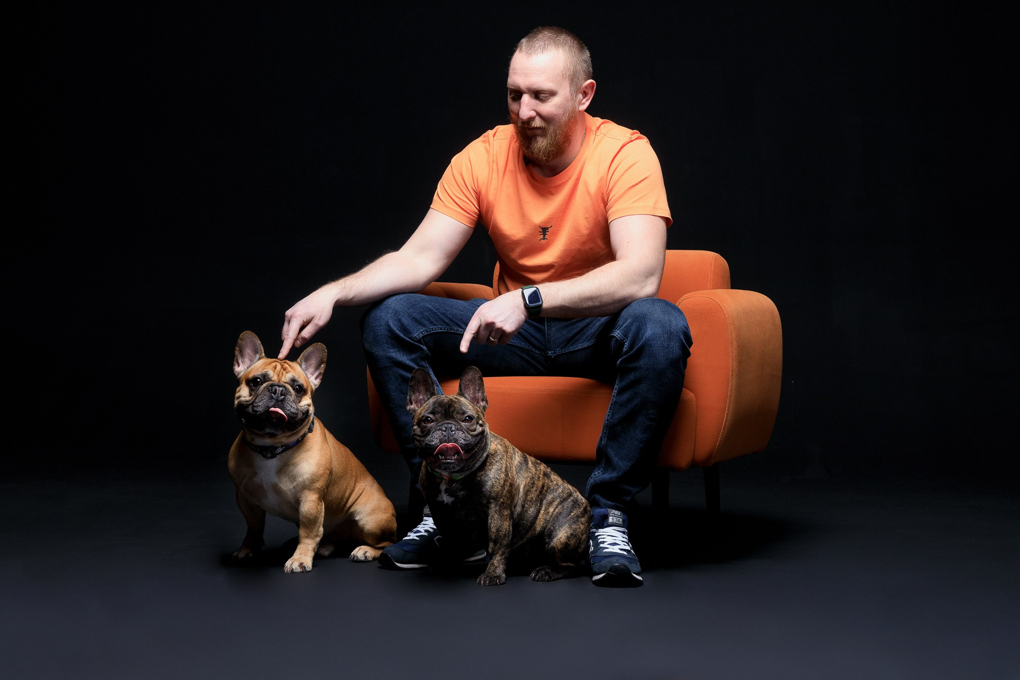 Семейная фотосессия с питомцами в студии. Фотограф в Саратове Ольга Мазлова