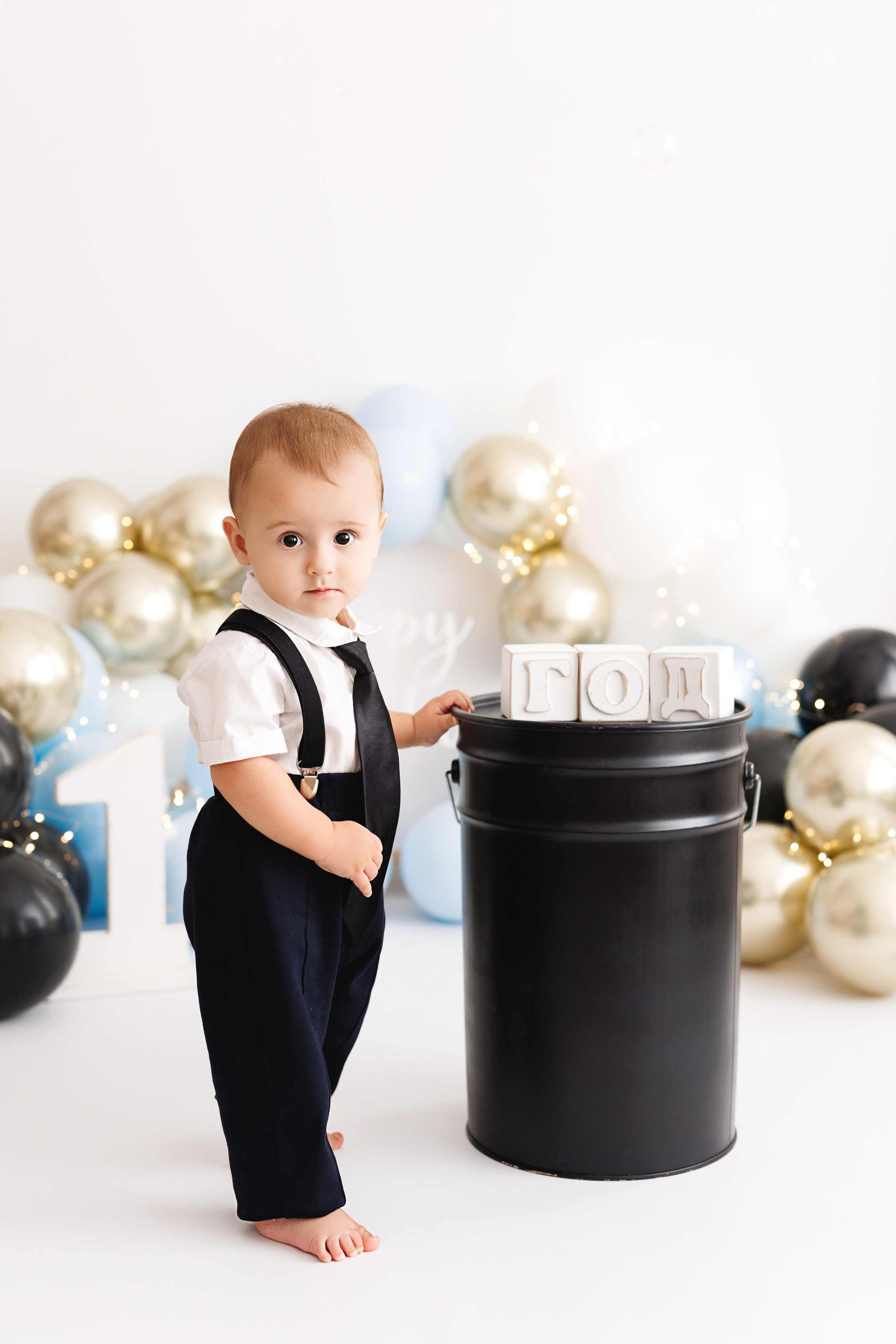 Годики мальчики. Профессиональная детская и семейная фотостудия в Краснодаре