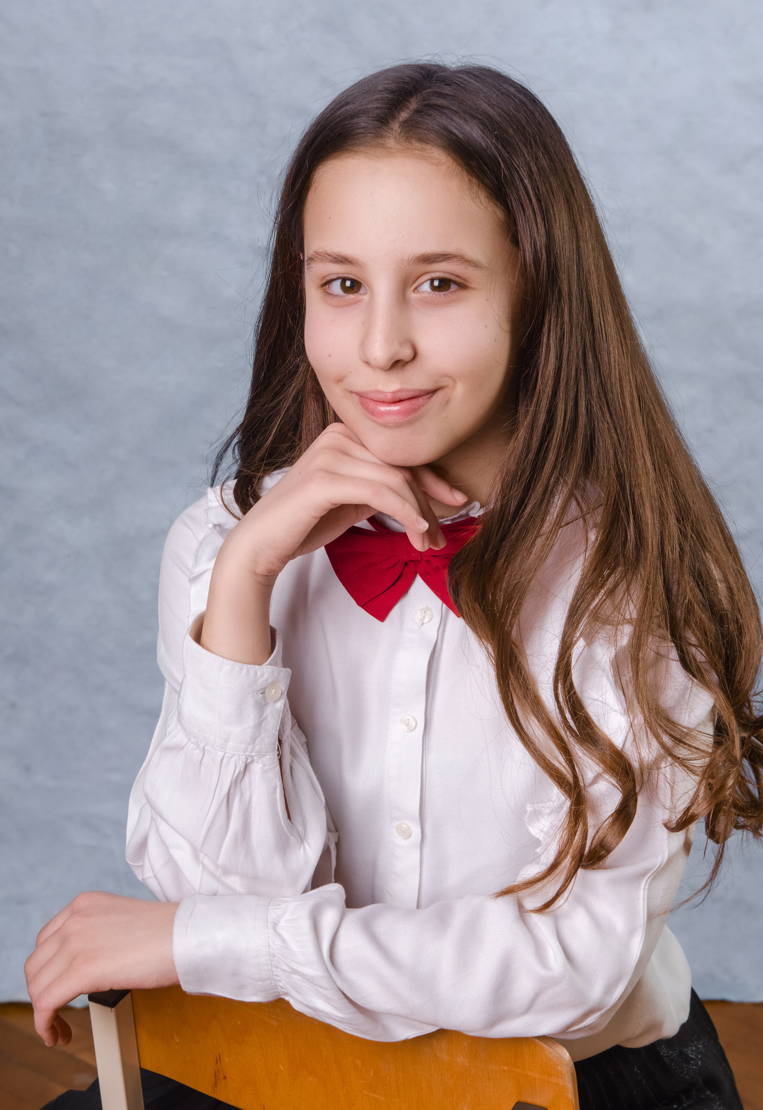 Дизайн «Классика». Стильные выпускные альбомы и индивидуальные фотосессии в Таганроге