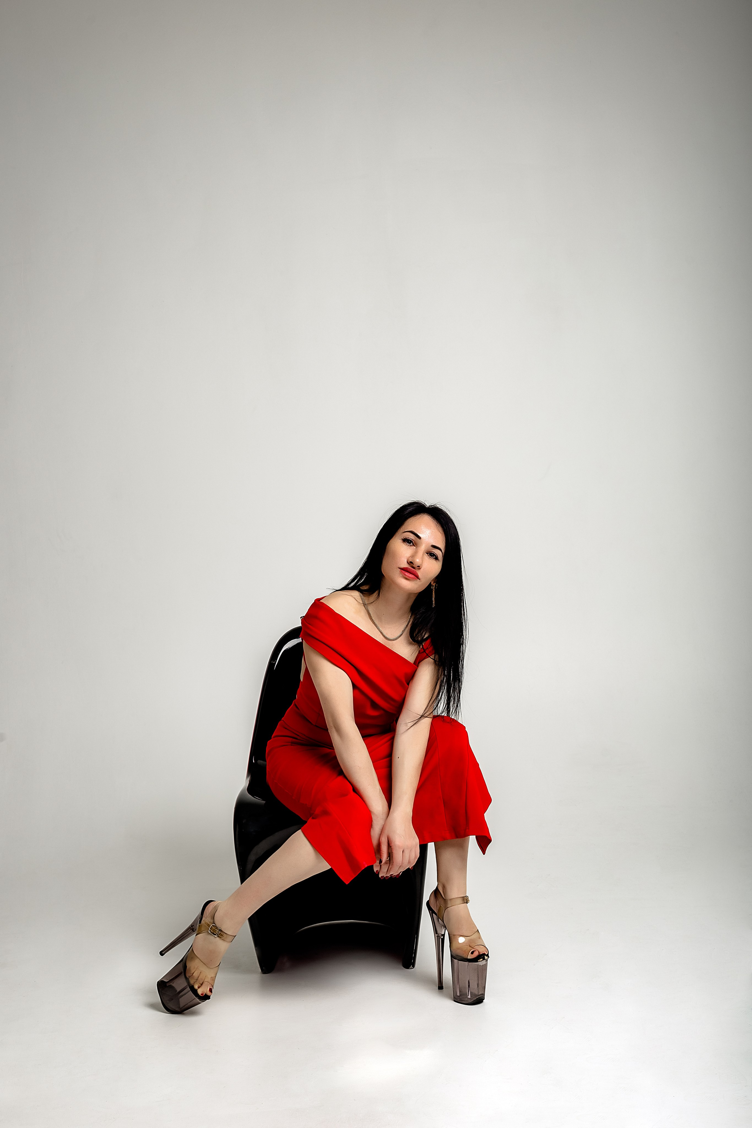 Людмила. Https://malovafoto.ru