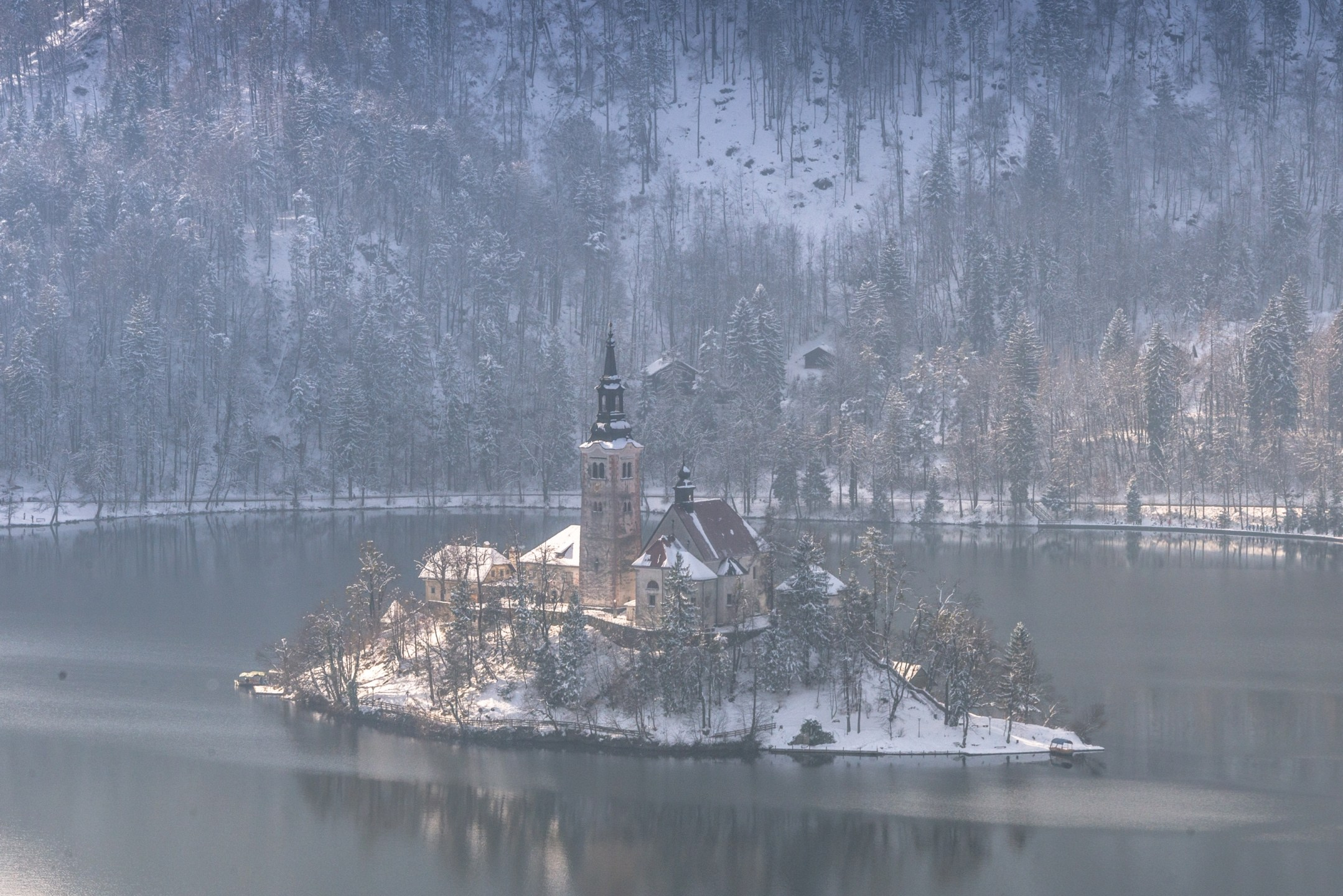 Озеро Блэд. Фотограф Лара Кучина