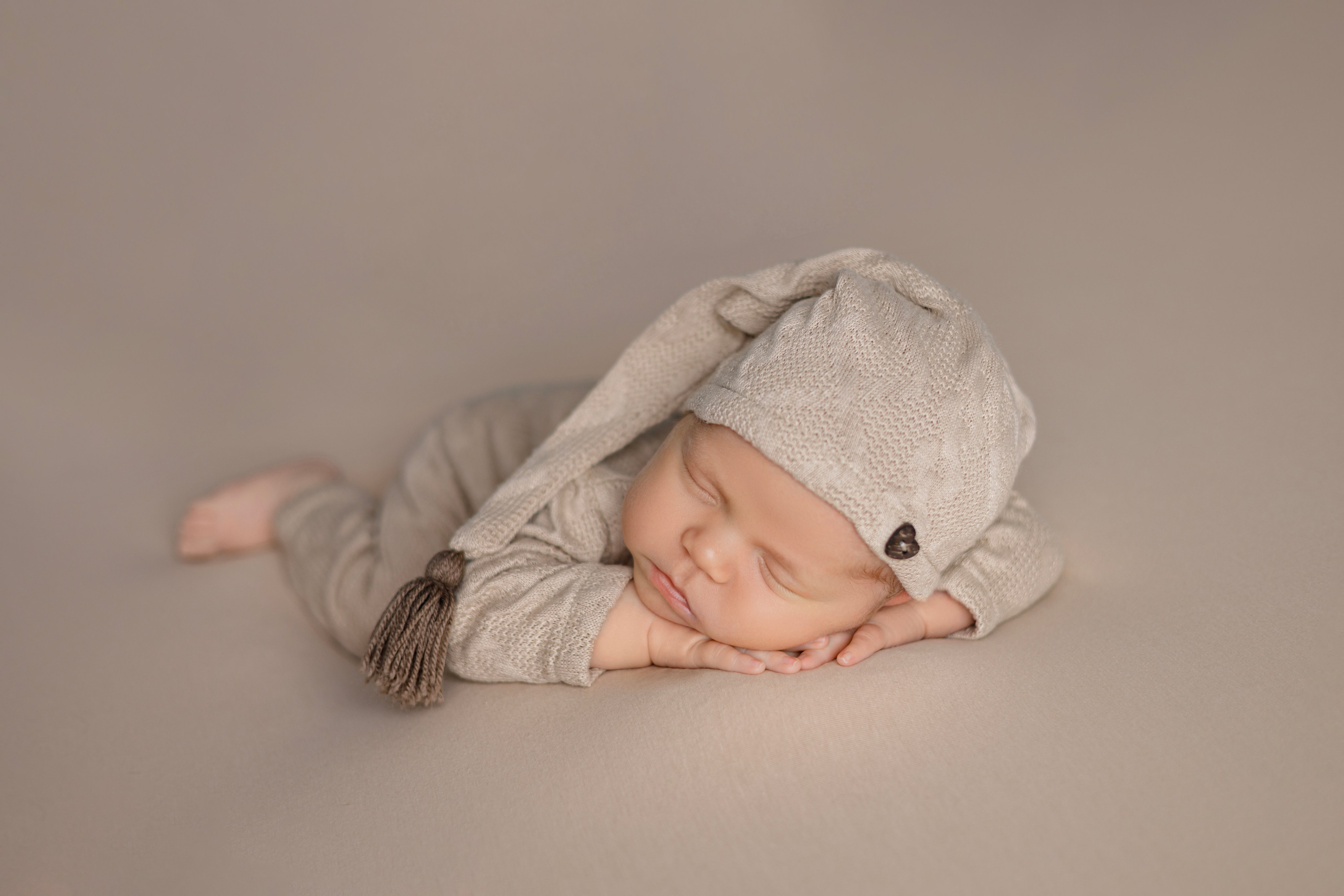 Григорий. Евгения Горбунова фотограф новорожденных в Новом Уренгое