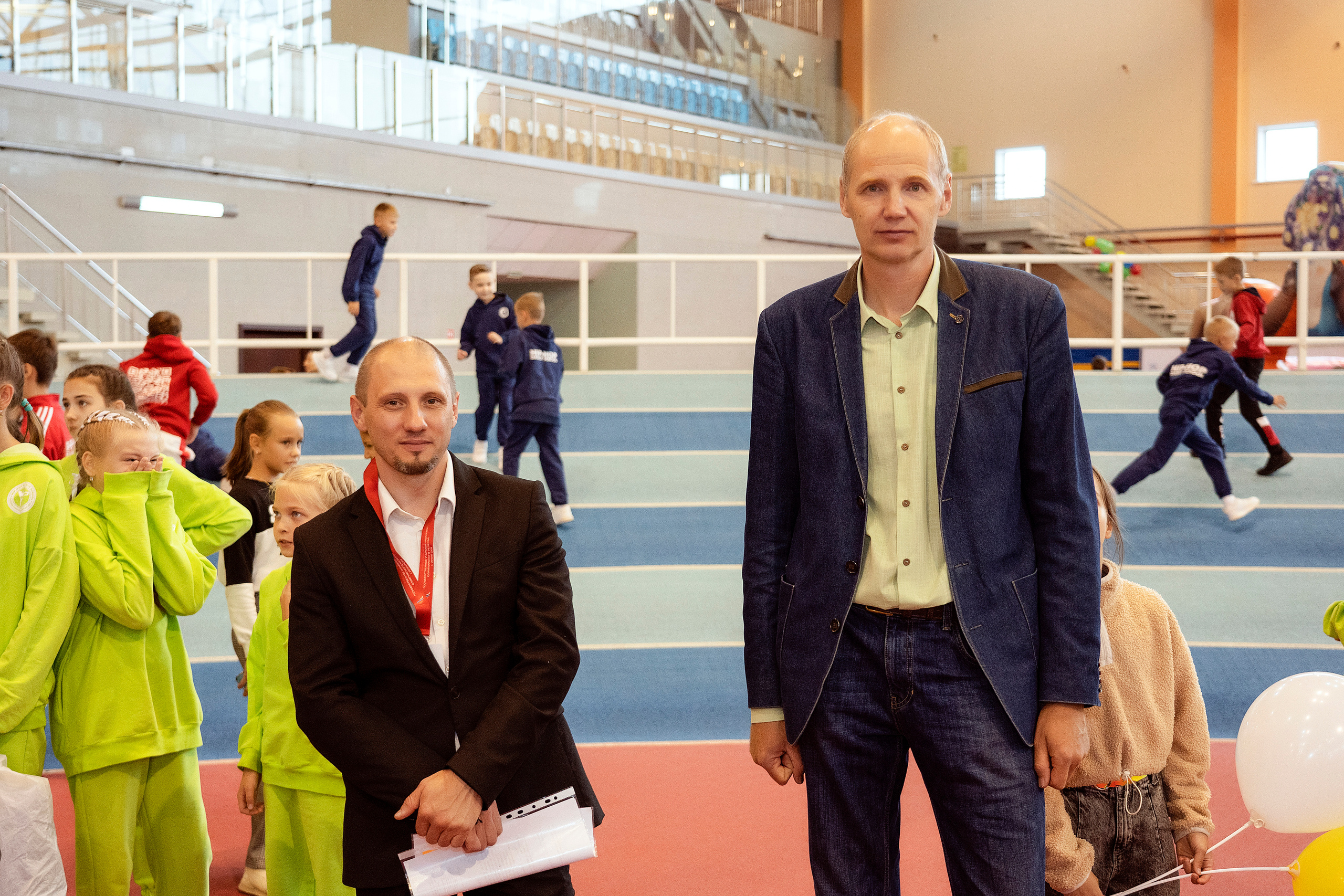Все любят спорт. Байкал-арена. 10лет. Семейный, детский и школьный фотограф в Иркутске Алёна Зорка