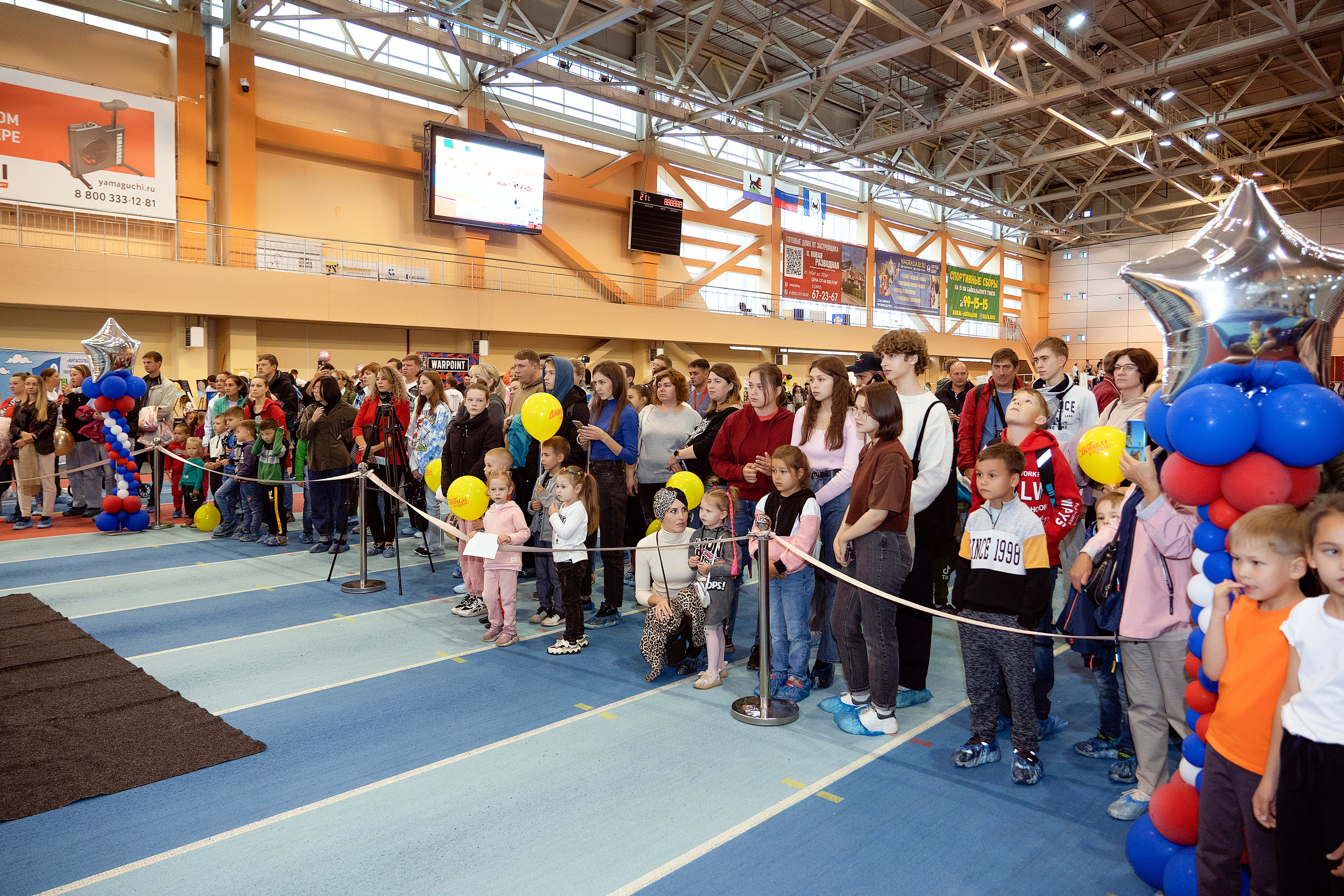 Все любят спорт. Байкал-арена. 10лет. Семейный, детский и школьный фотограф в Иркутске Алёна Зорка