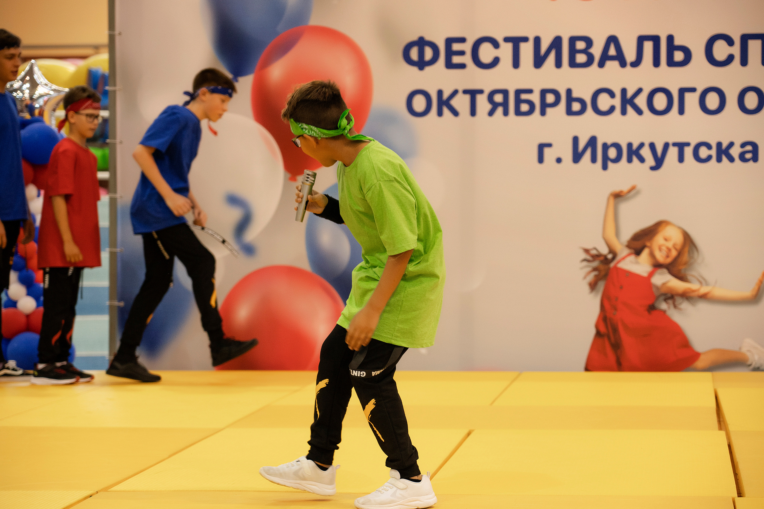 Все любят спорт. Байкал-арена. 10лет. Семейный, детский и школьный фотограф в Иркутске Алёна Зорка