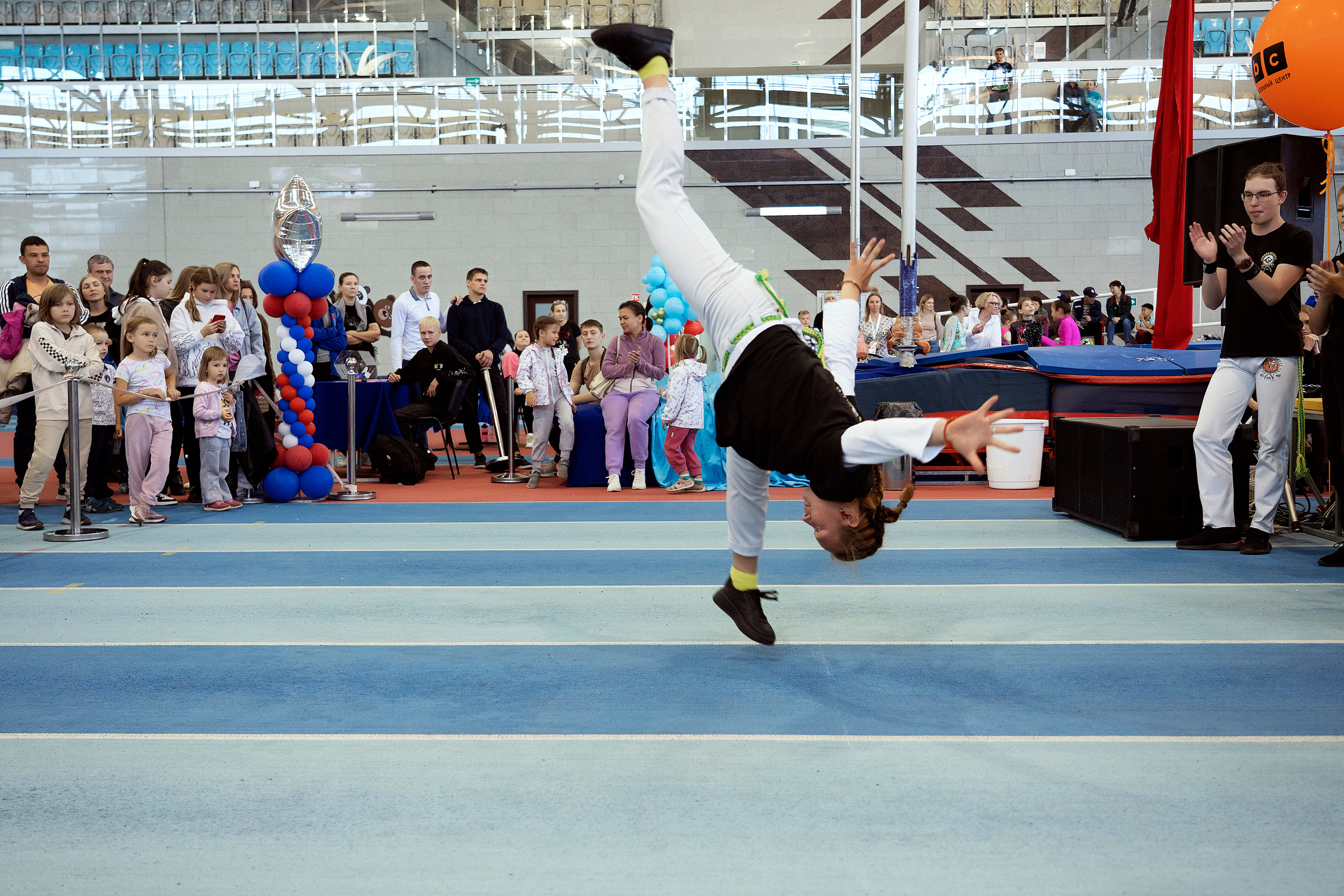 Все любят спорт. Байкал-арена. 10лет. Семейный, детский и школьный фотограф в Иркутске Алёна Зорка