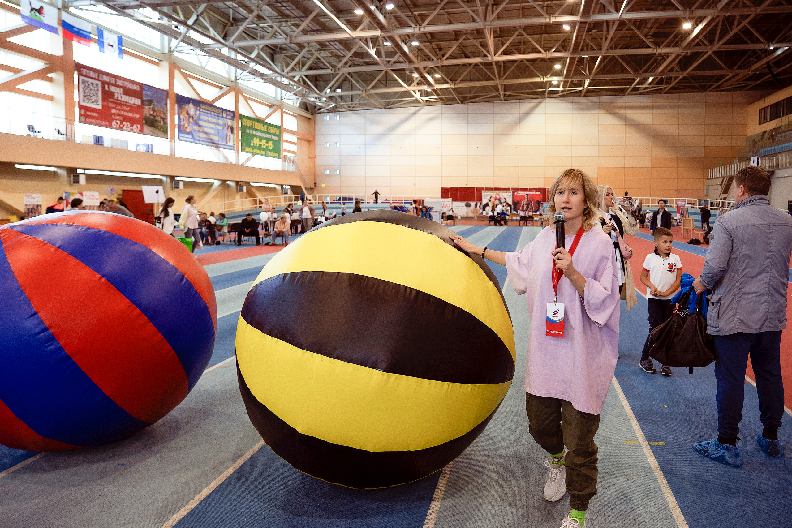 Все любят спорт. Байкал-арена. 10лет. Семейный, детский и школьный фотограф в Иркутске Алёна Зорка