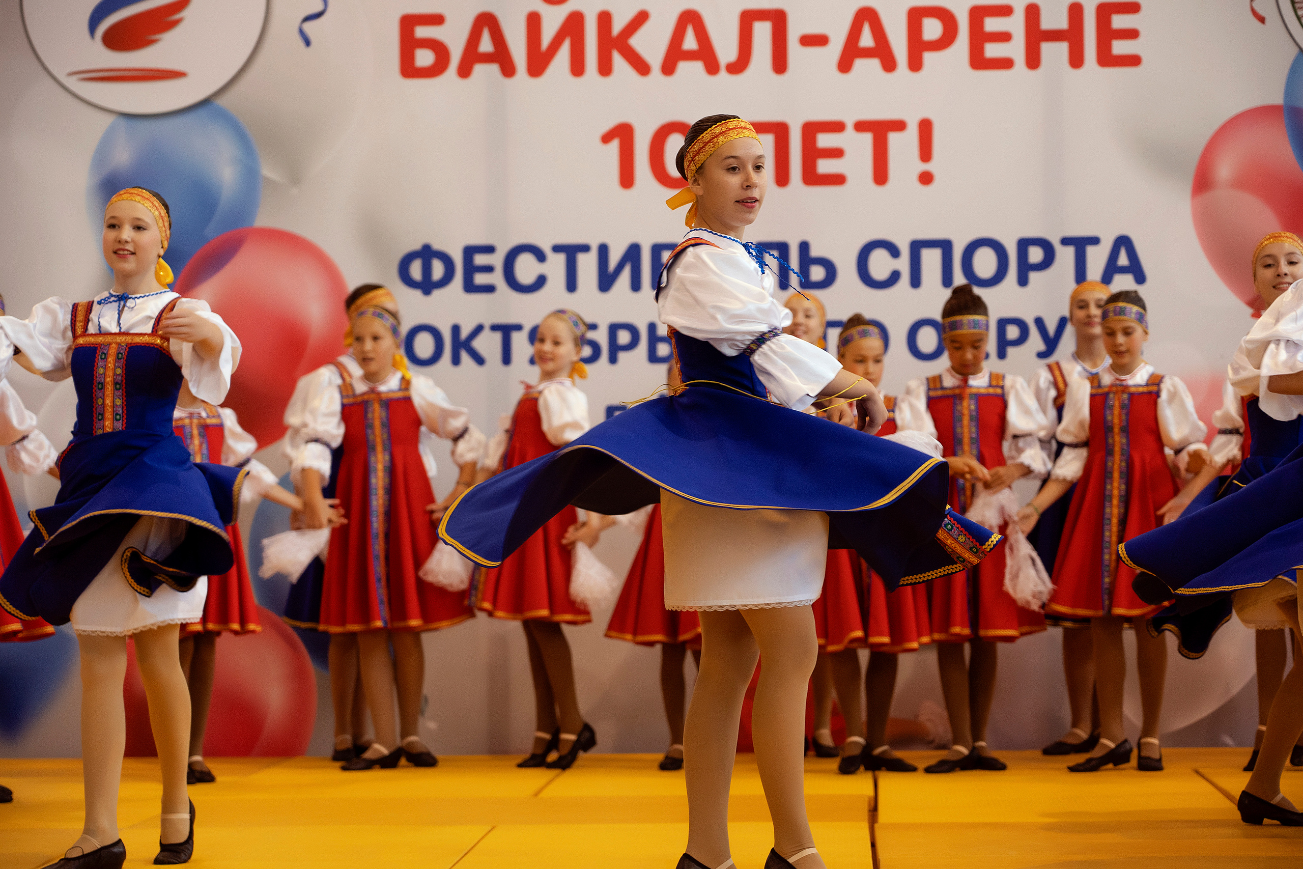 Все любят спорт. Байкал-арена. 10лет. Семейный, детский и школьный фотограф в Иркутске Алёна Зорка