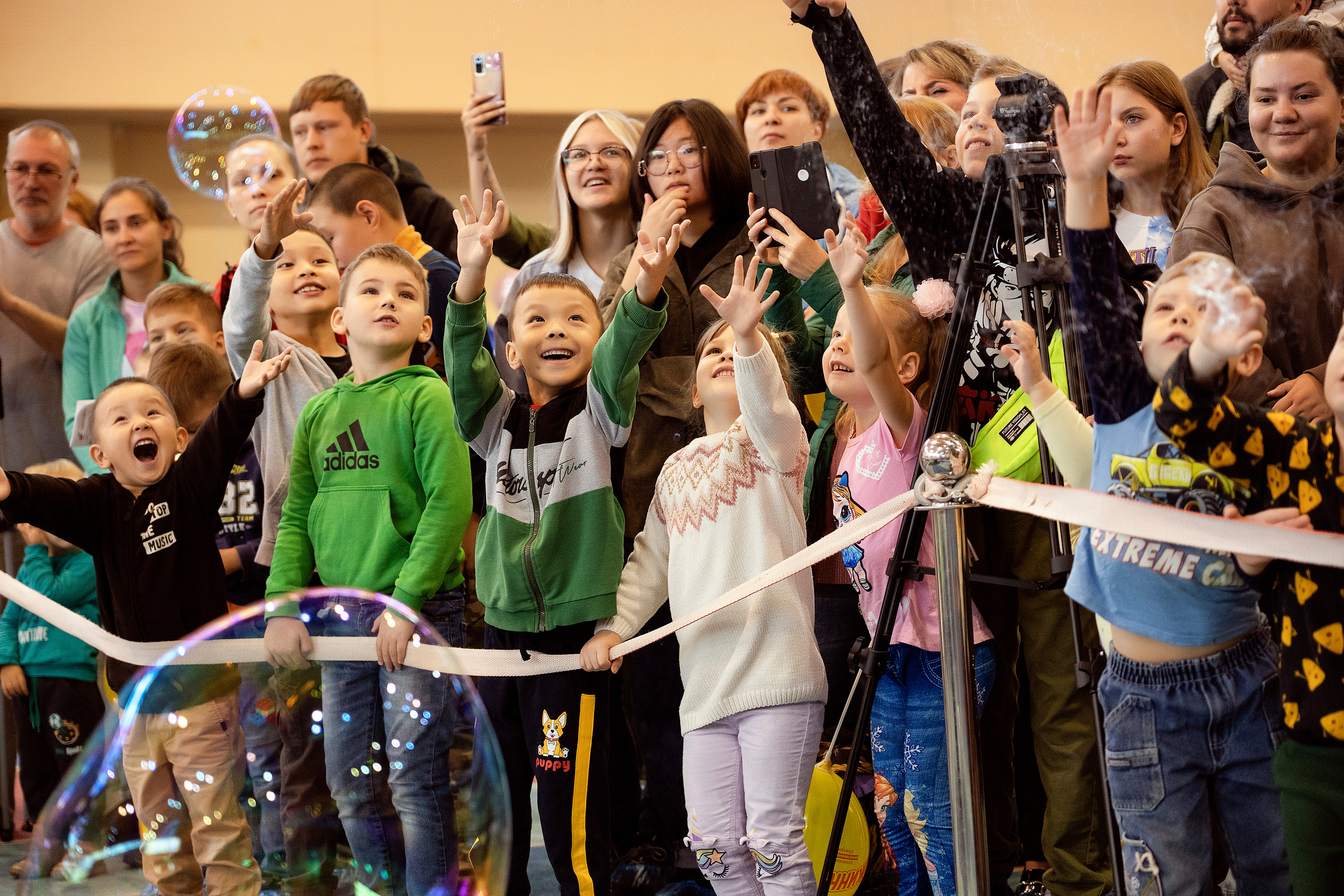 Все любят спорт. Байкал-арена. 10лет. Семейный, детский и школьный фотограф в Иркутске Алёна Зорка
