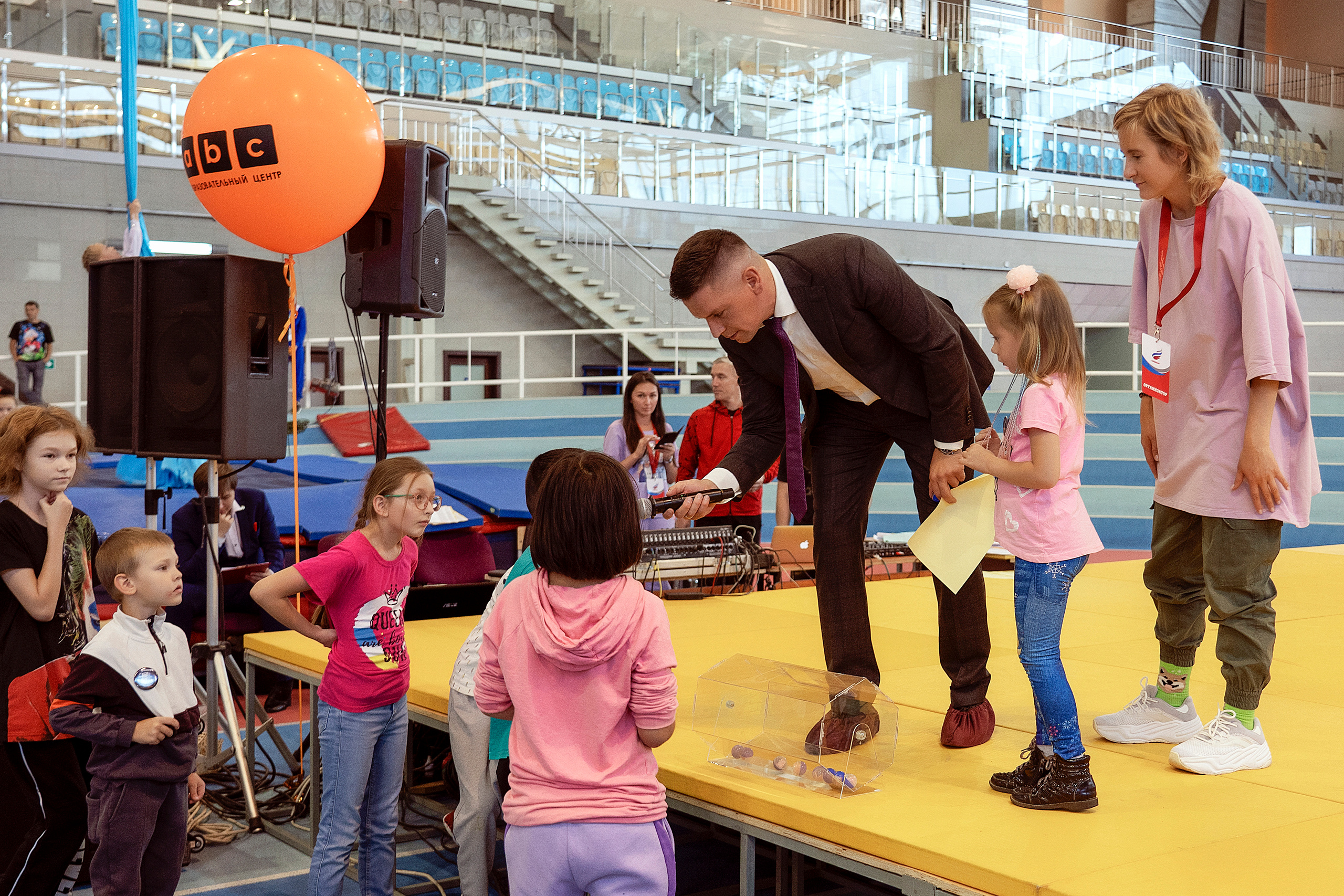 Все любят спорт. Байкал-арена. 10лет. Семейный, детский и школьный фотограф в Иркутске Алёна Зорка