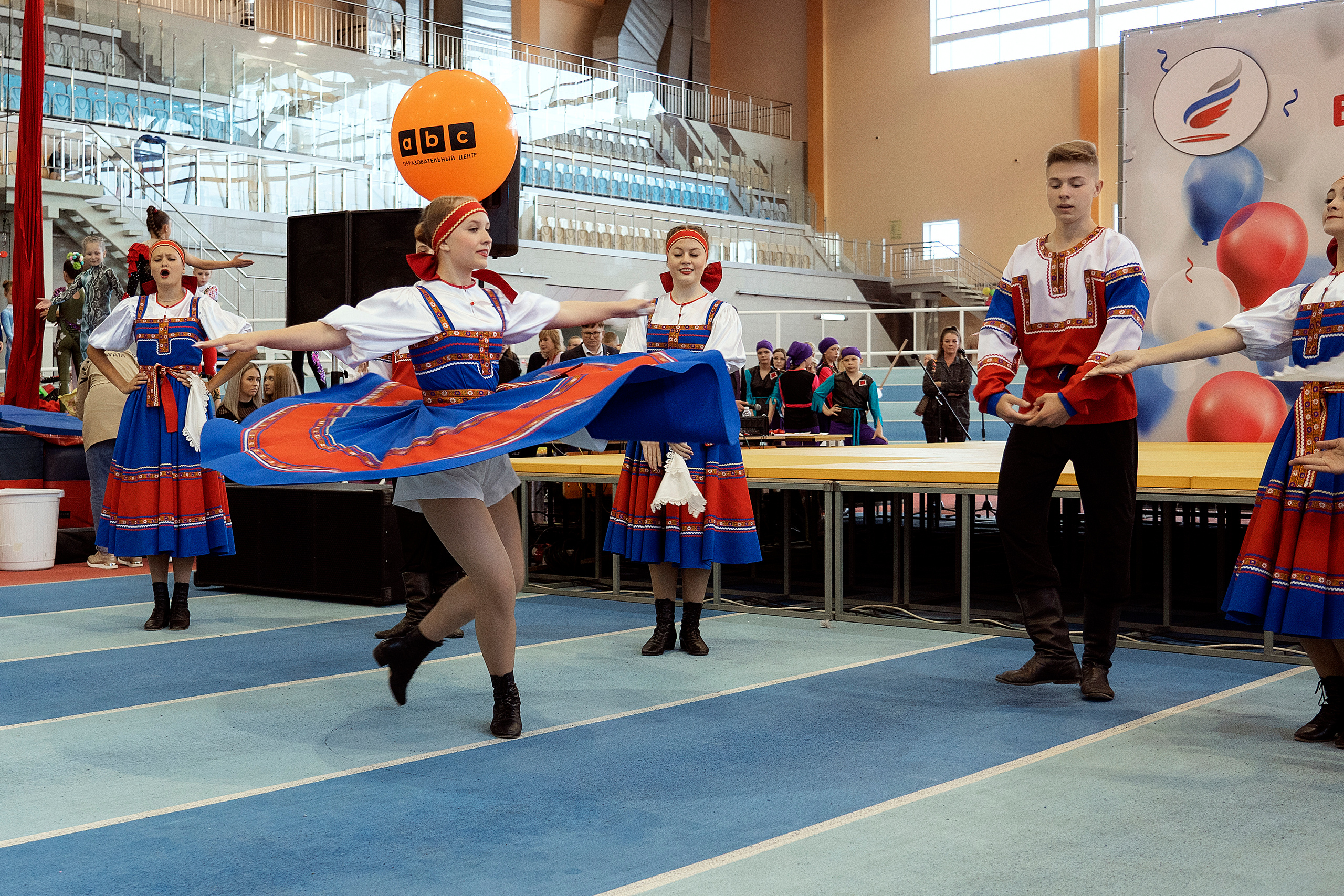 Все любят спорт. Байкал-арена. 10лет. Семейный, детский и школьный фотограф в Иркутске Алёна Зорка